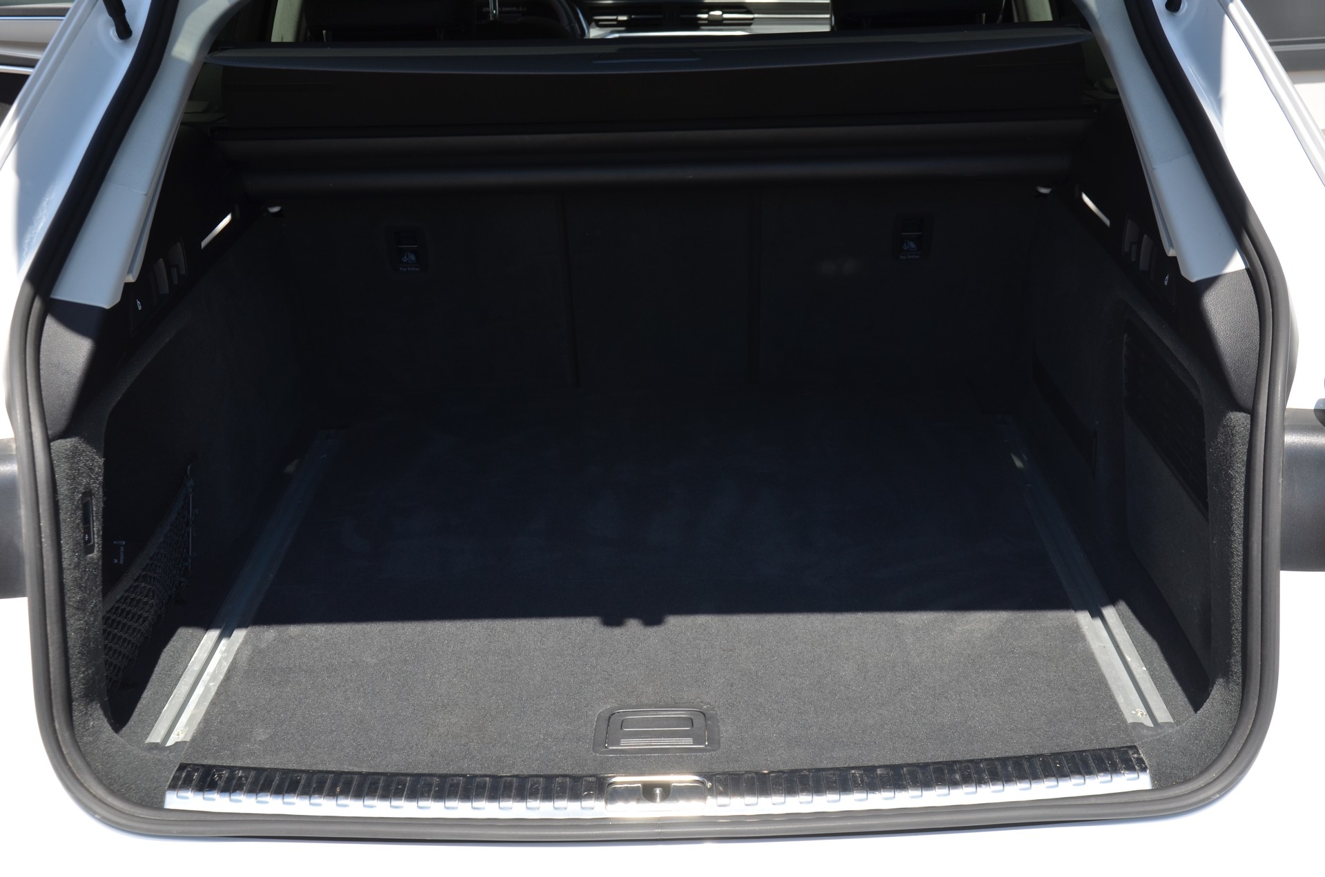 AUDI A6 Avant 40 TDI advanced quattro S-tronic-image-8