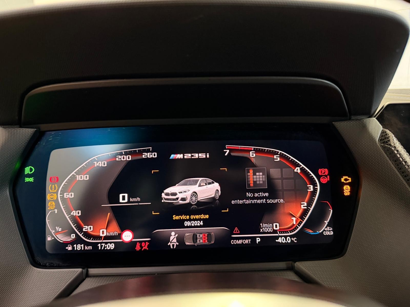 BMW M235i Gran Coupé xDrive Steptronic-image-14