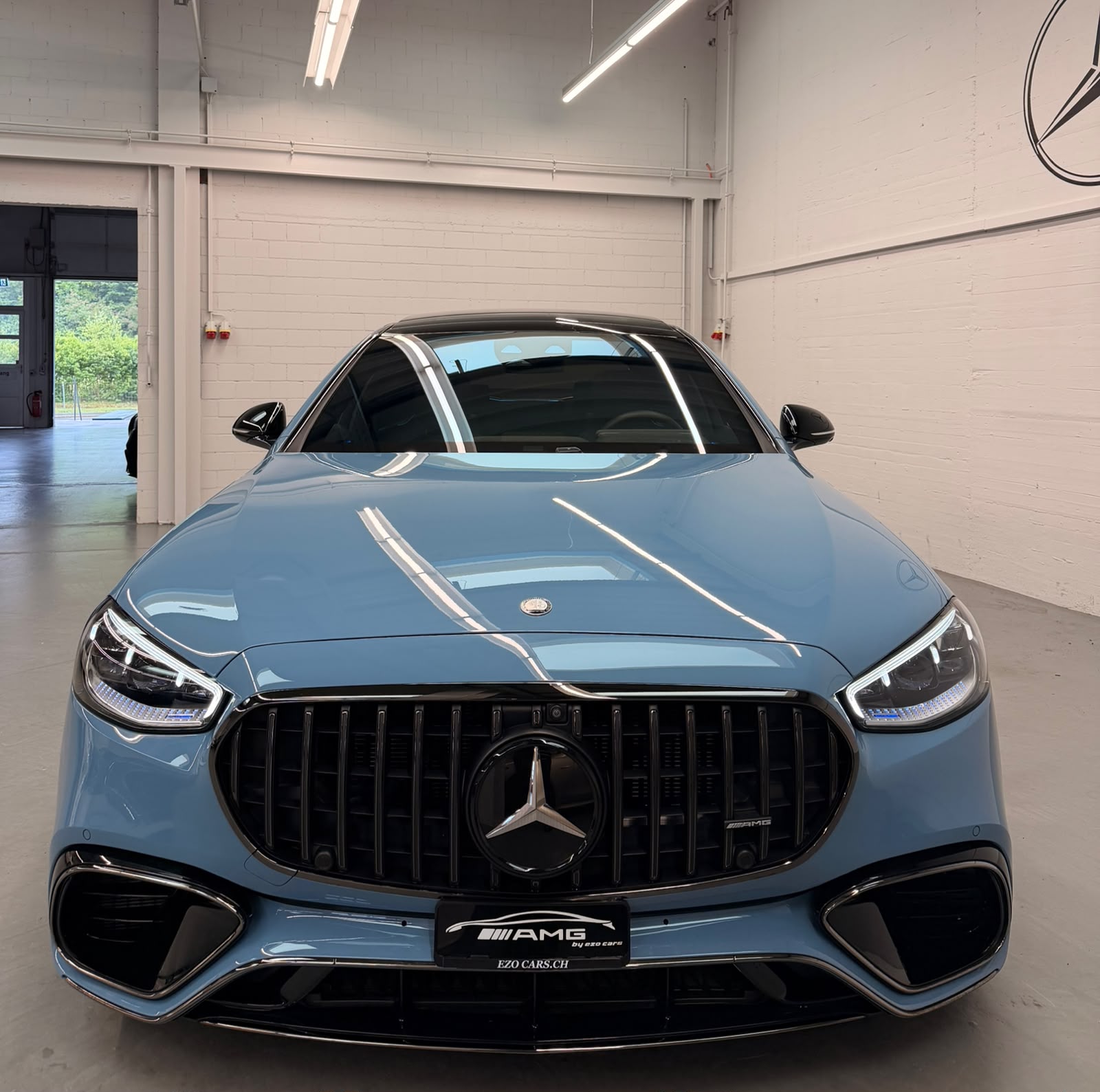 MERCEDES-BENZ S 63 AMG Limited Blue&Black E Performance 4Matic 802PS Lang Version Einzelstück Vollausstattung Gratisservice und Garantie-showroom-element-2