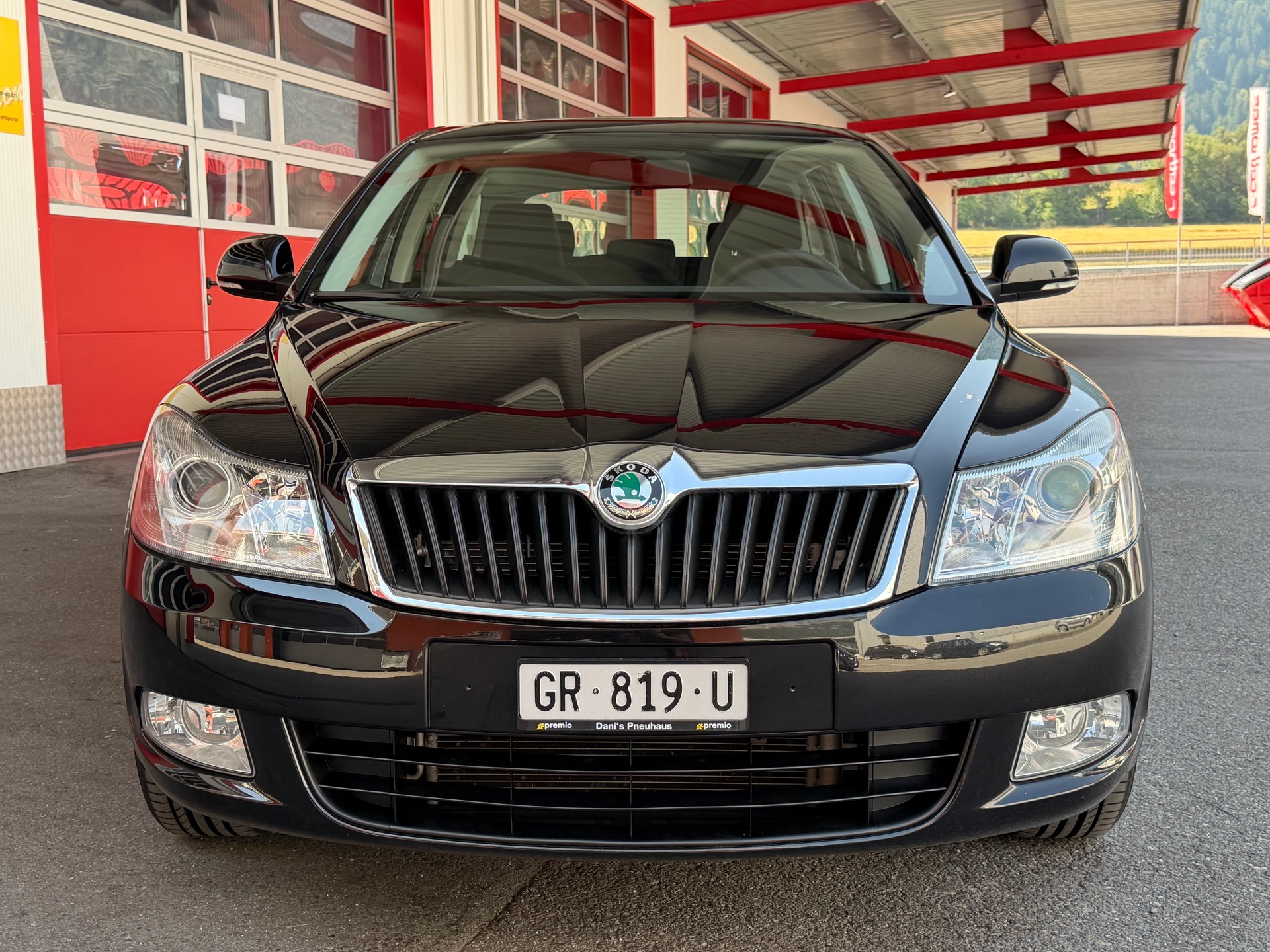 SKODA Octavia Combi 1.8 TSI Swiss Adventure 4x4-image-14