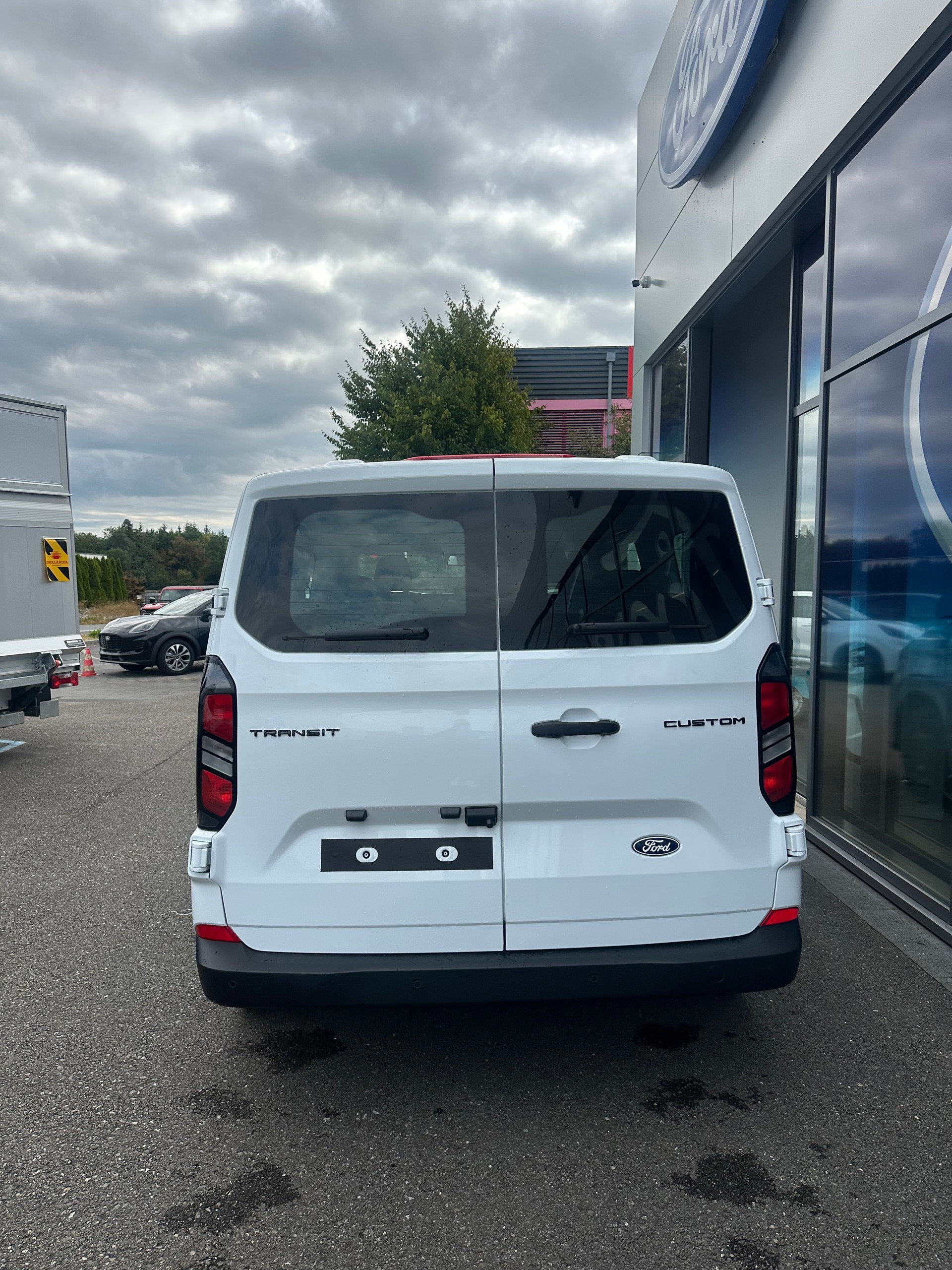 FORD Transit C combi 320 L1 2.0 Eco Trend/110CV/Man.-image-4