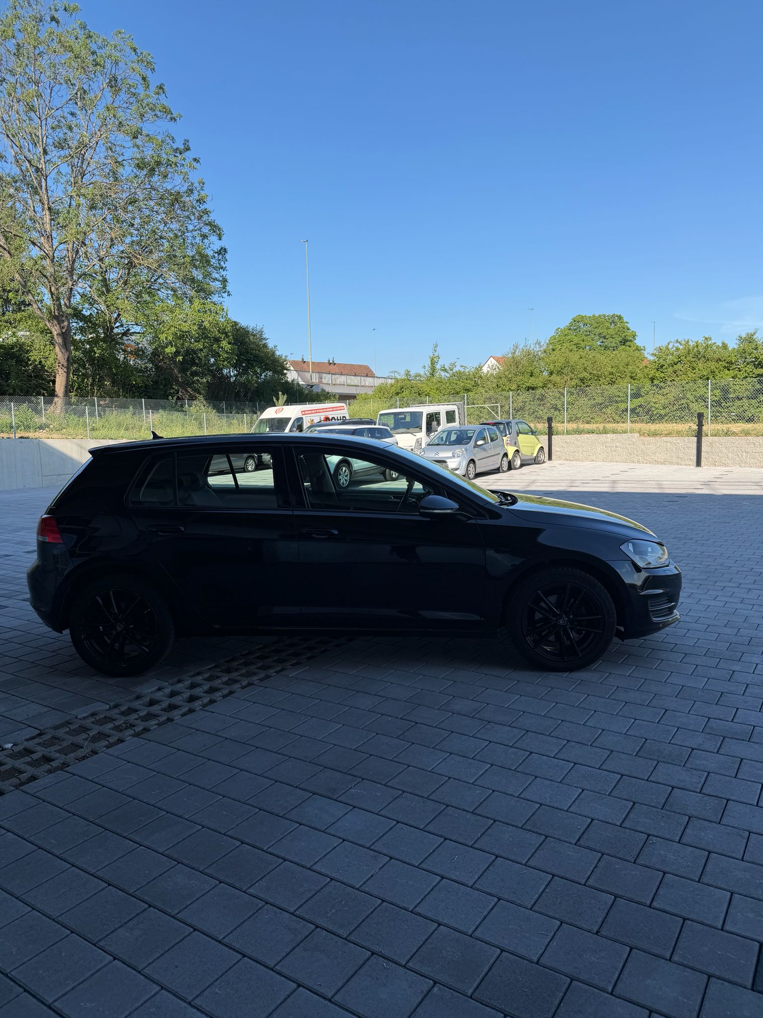 VW GOLF-image-2