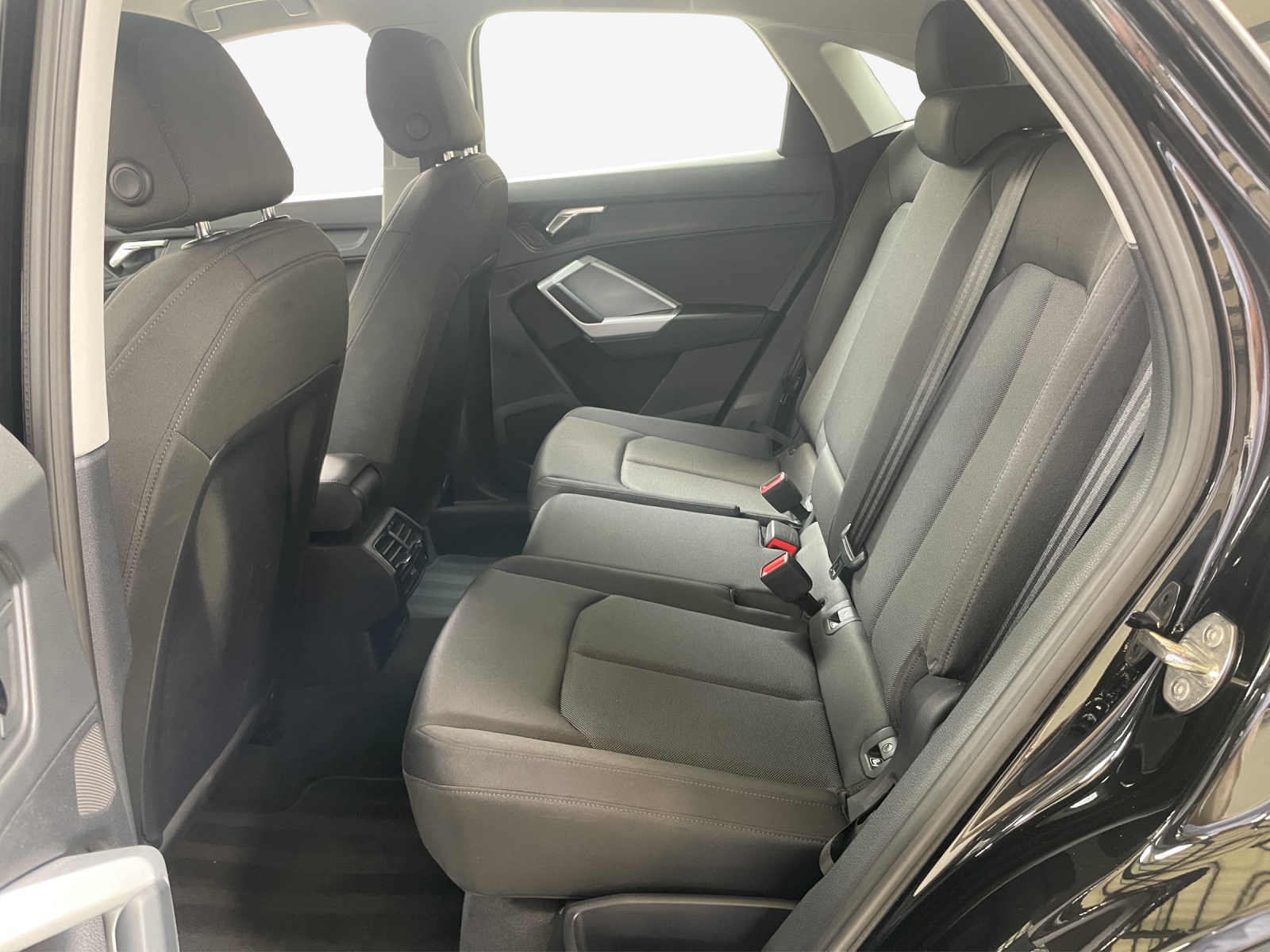 AUDI Q3 Sportback 35 TFSI Attraction S-tronic-image-11