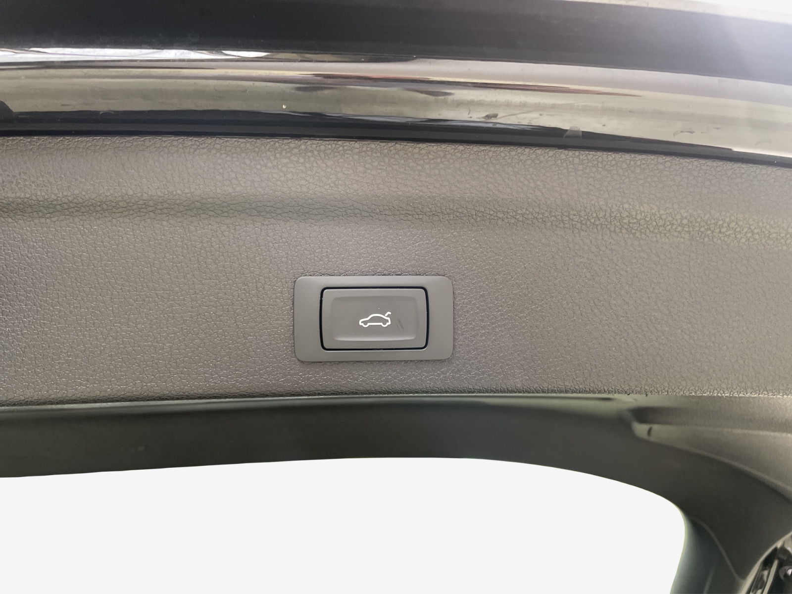 AUDI Q3 Sportback 35 TFSI Attraction S-tronic-image-13