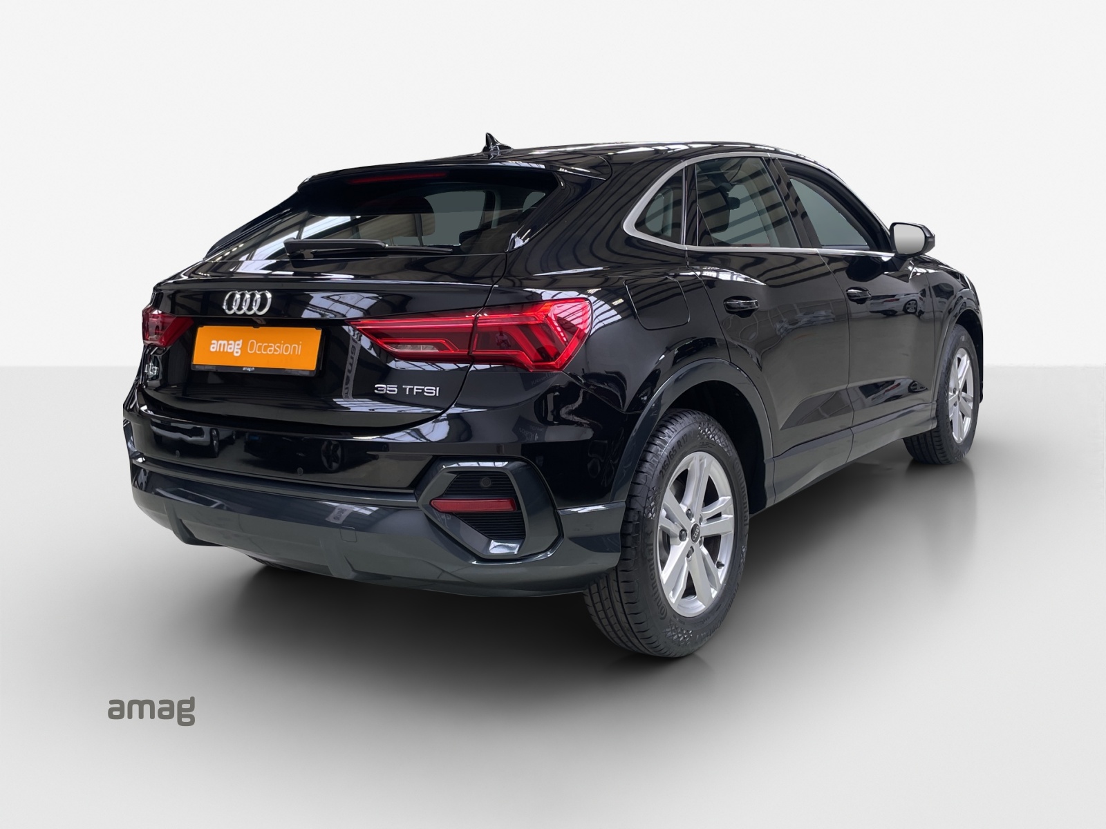 AUDI Q3 Sportback 35 TFSI Attraction S-tronic-image-4