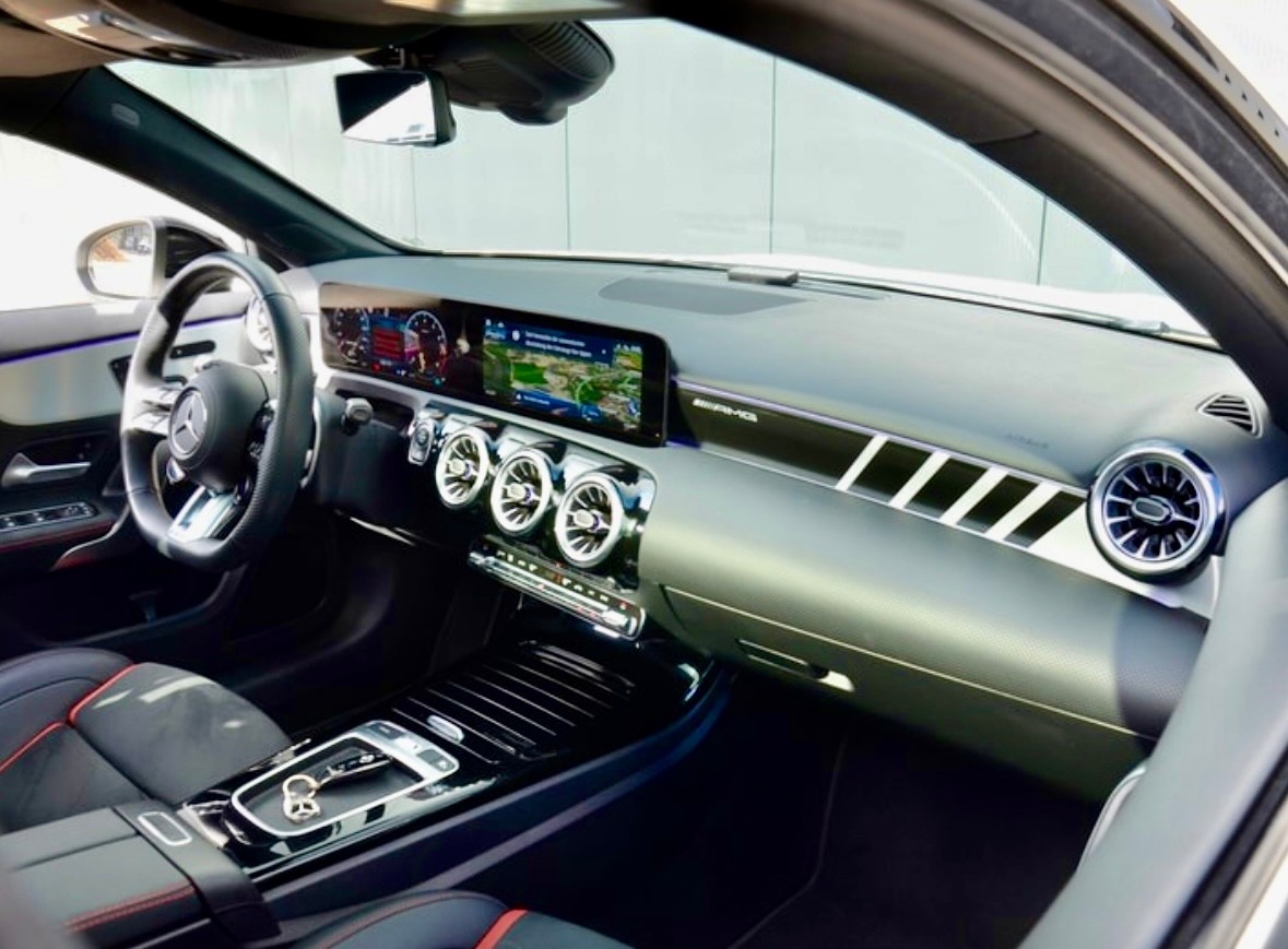 MERCEDES-BENZ Facelift-image-4