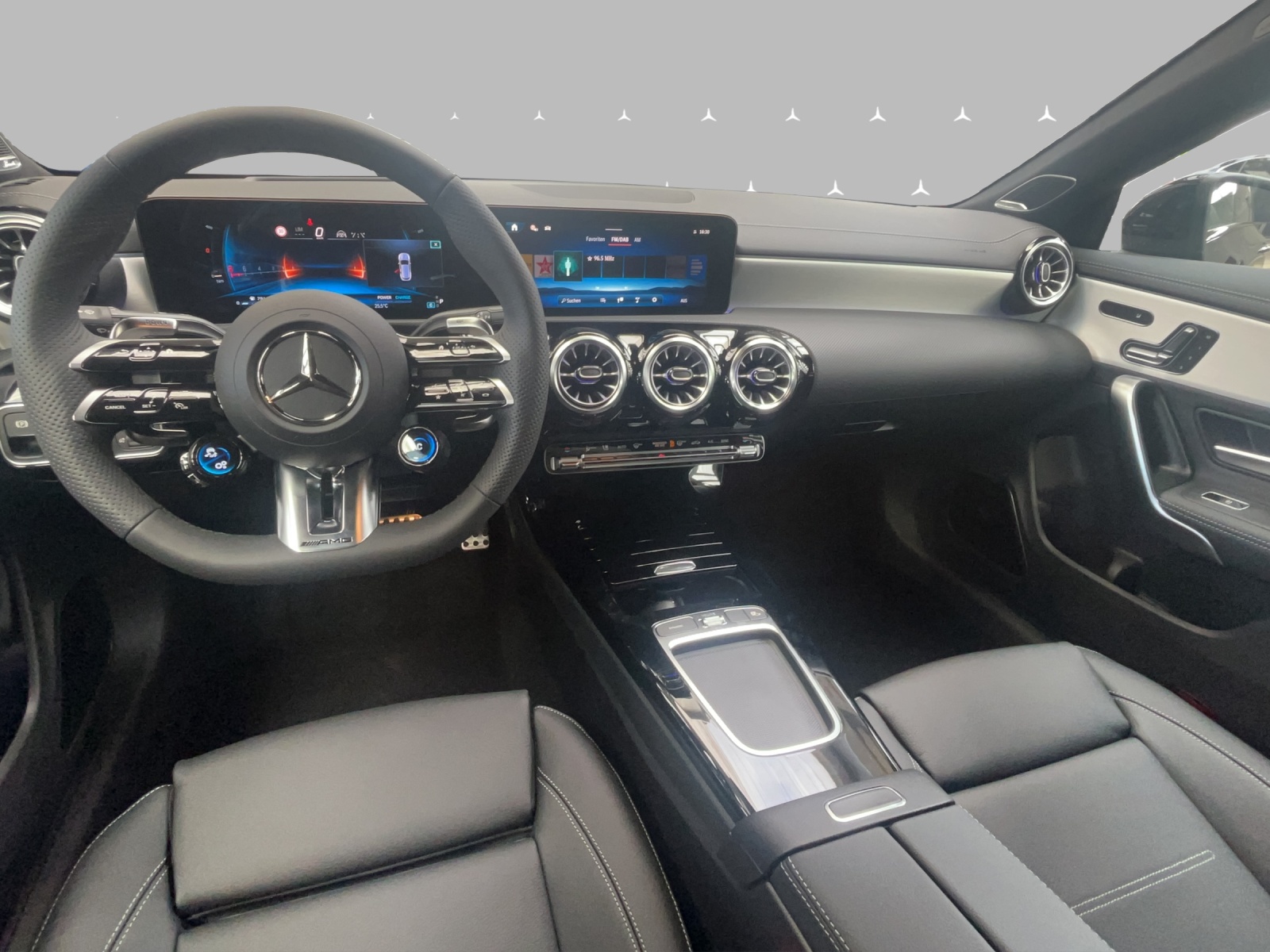 MERCEDES-BENZ CLA 35 AMG - SB - DISTRONIC / 360 Grad Kamera-image-10