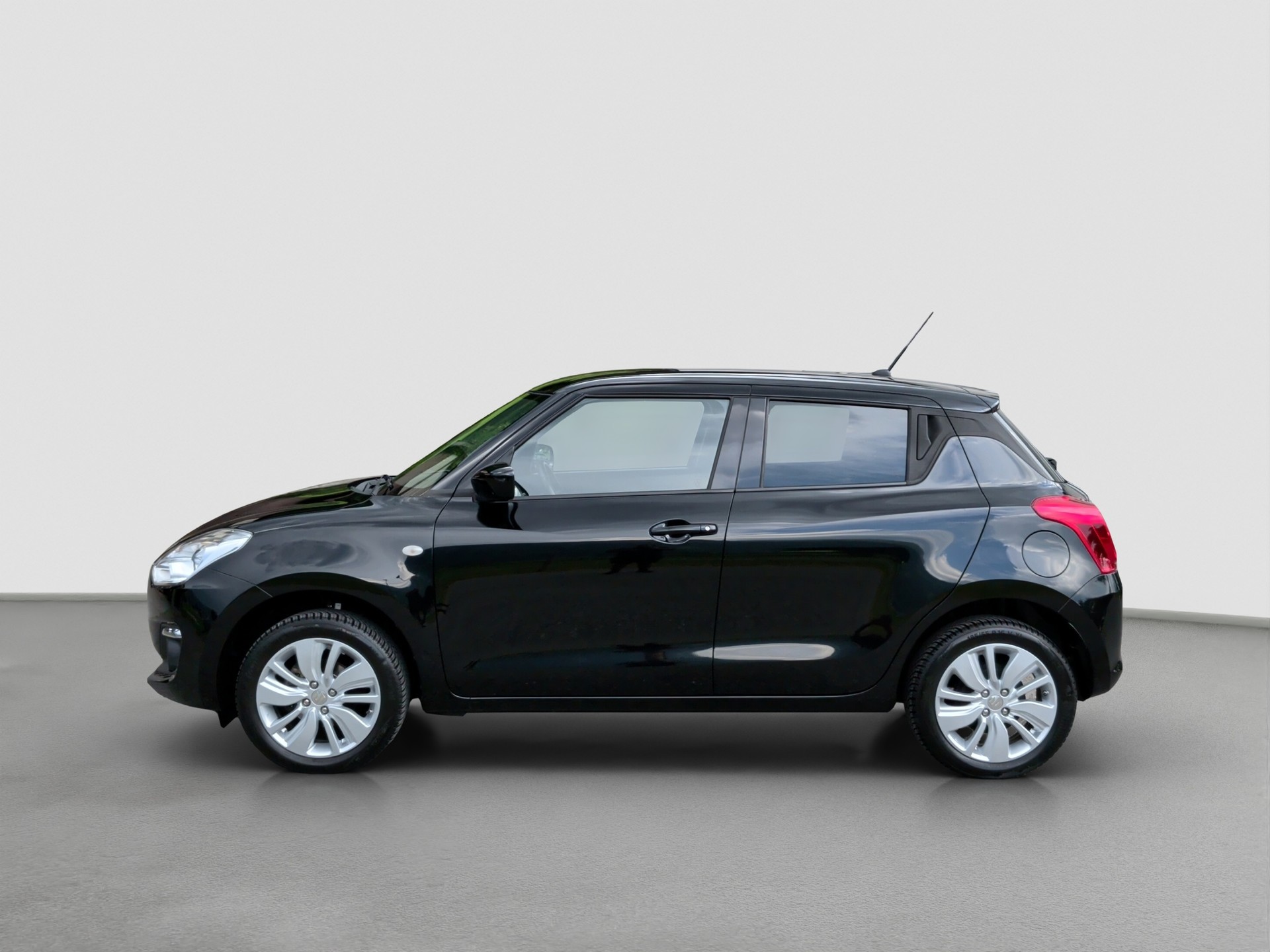 SUZUKI Swift 1.2i Compact+ Allgrip 4x4-image-1