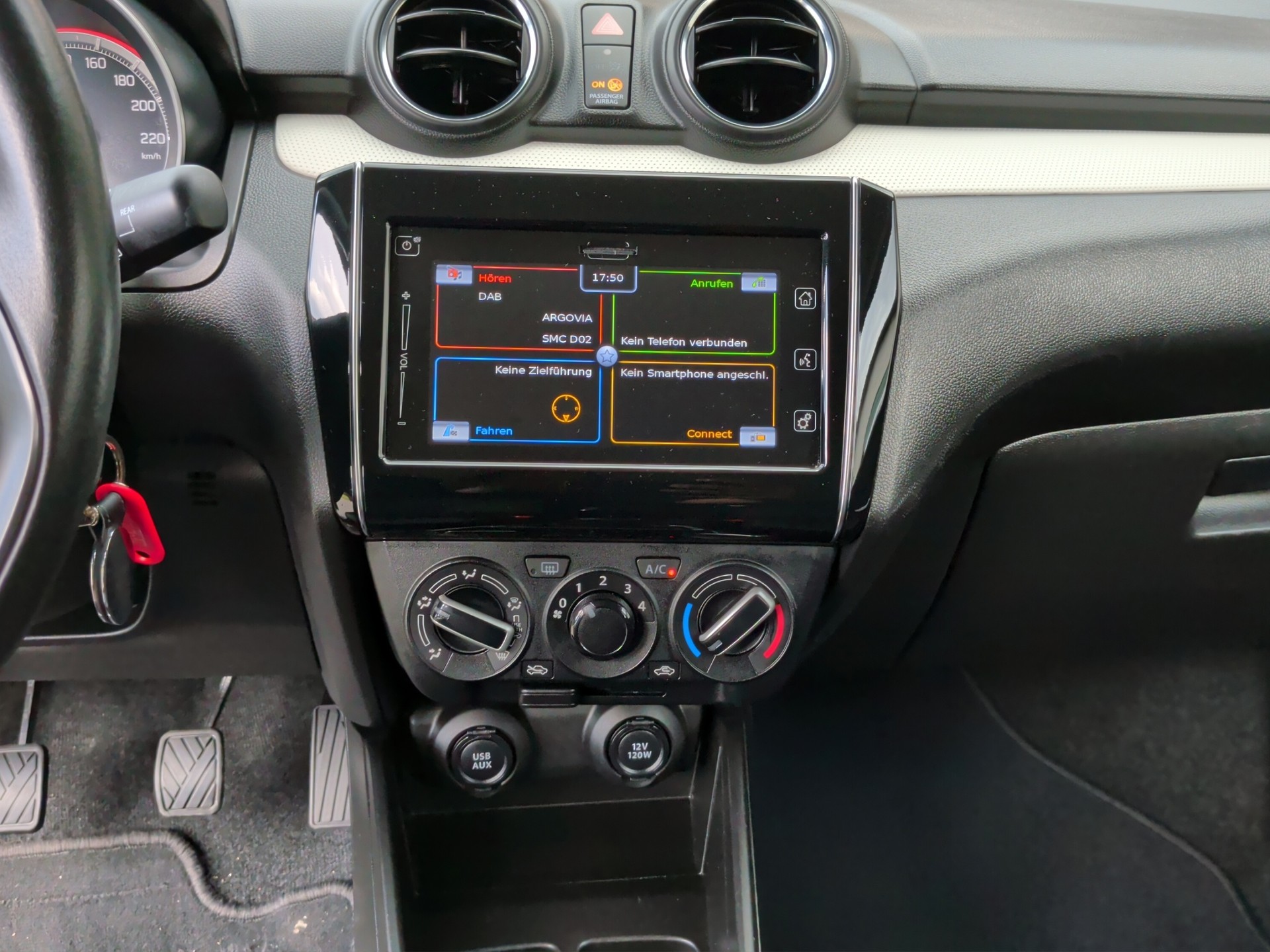 SUZUKI Swift 1.2i Compact+ Allgrip 4x4-image-9
