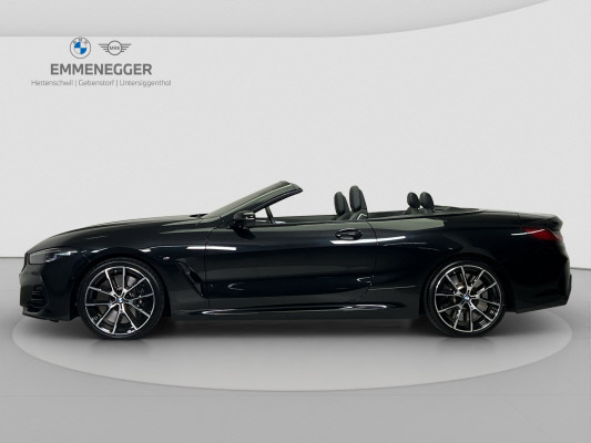 BMW M850i xDrive-showroom-element-1