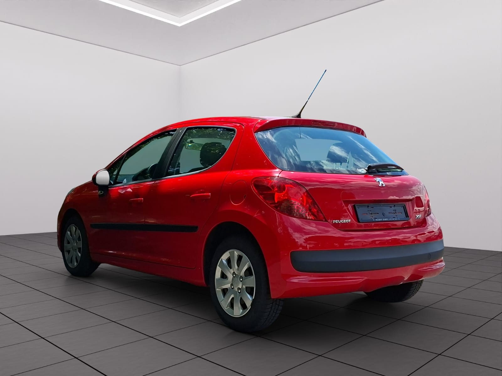 PEUGEOT 207 1.4 16V XT-image-4