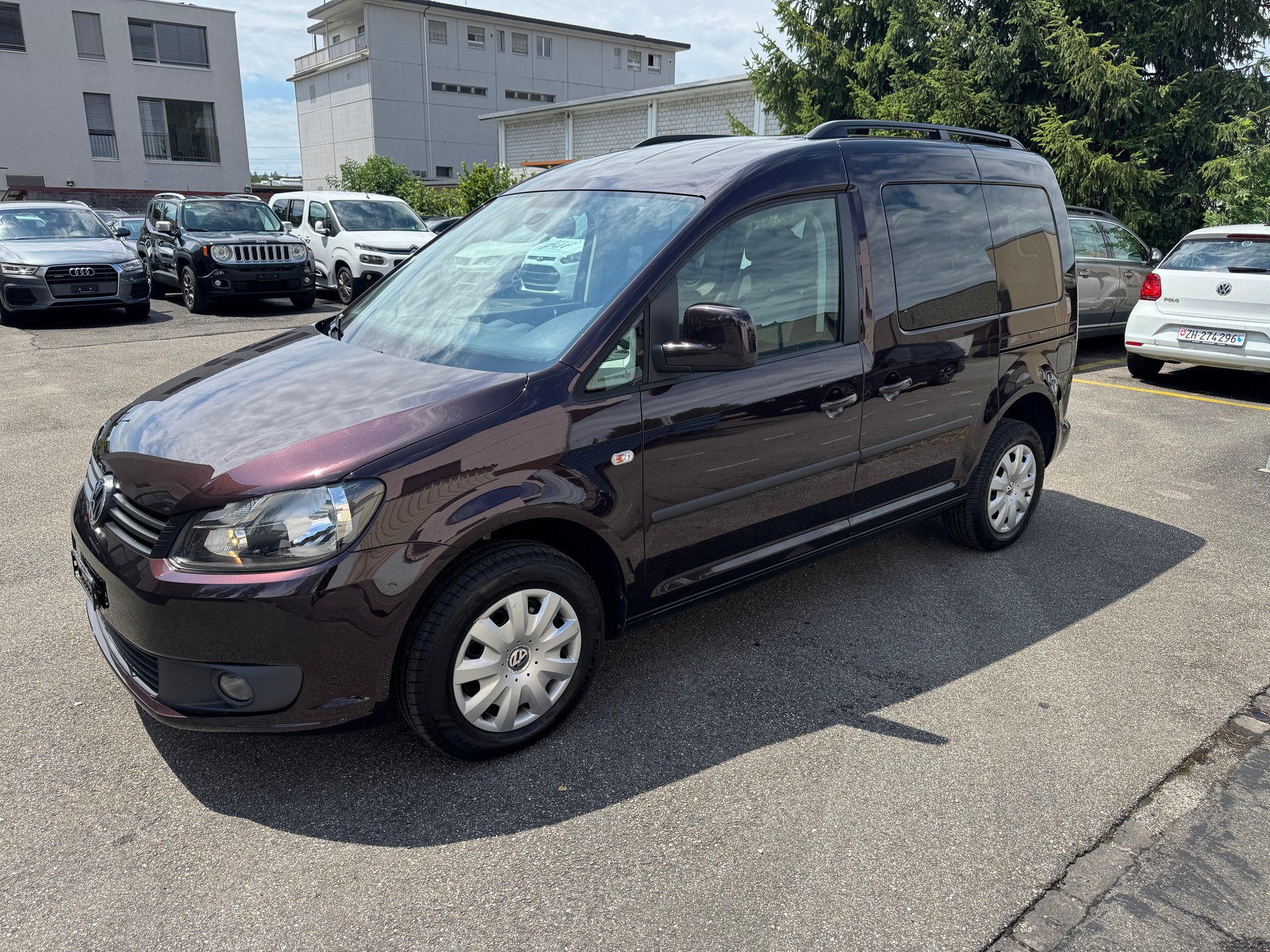 VW Caddy 1.6 TDI Blue Motion TechnologyTrendline-image-0