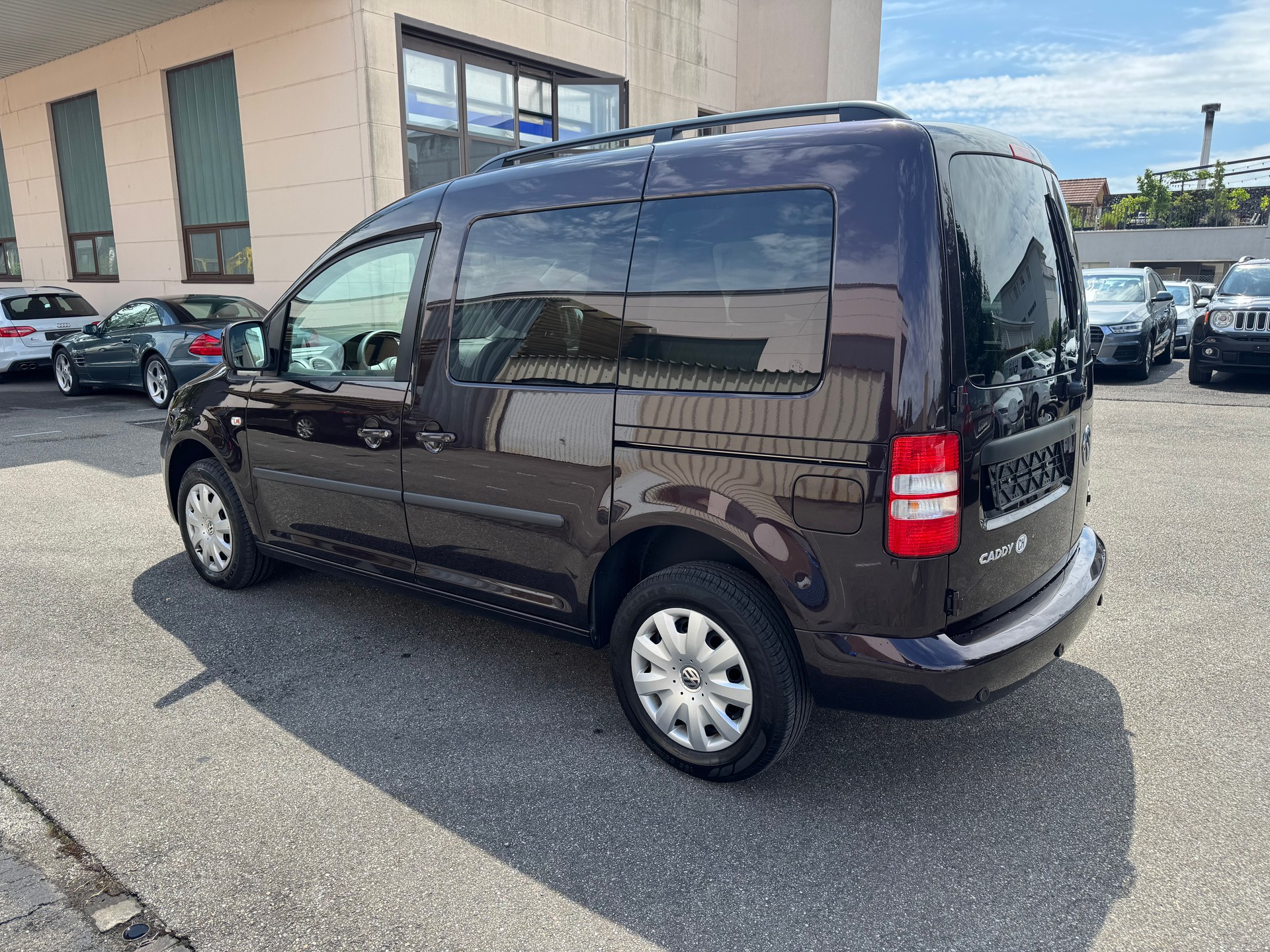 VW Caddy 1.6 TDI Blue Motion TechnologyTrendline-image-2