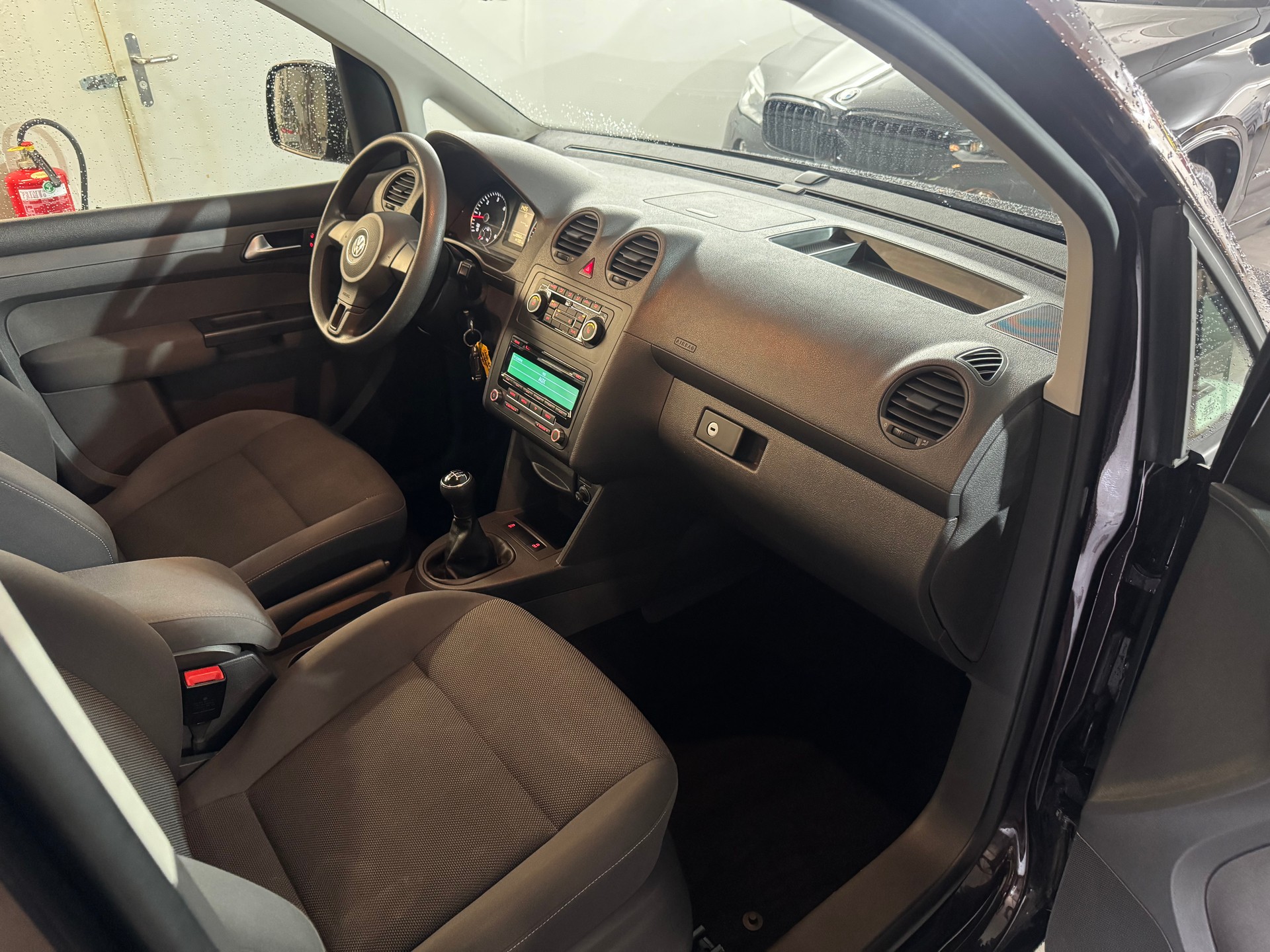 VW Caddy 1.6 TDI Blue Motion TechnologyTrendline-image-9