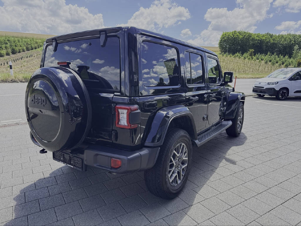 JEEP Wrangler 2.0 Turbo Sahara Unlimited 4xe-image-3