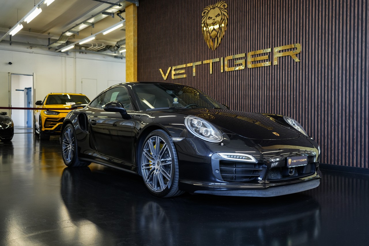 PORSCHE 911 Turbo S PDK-image-1