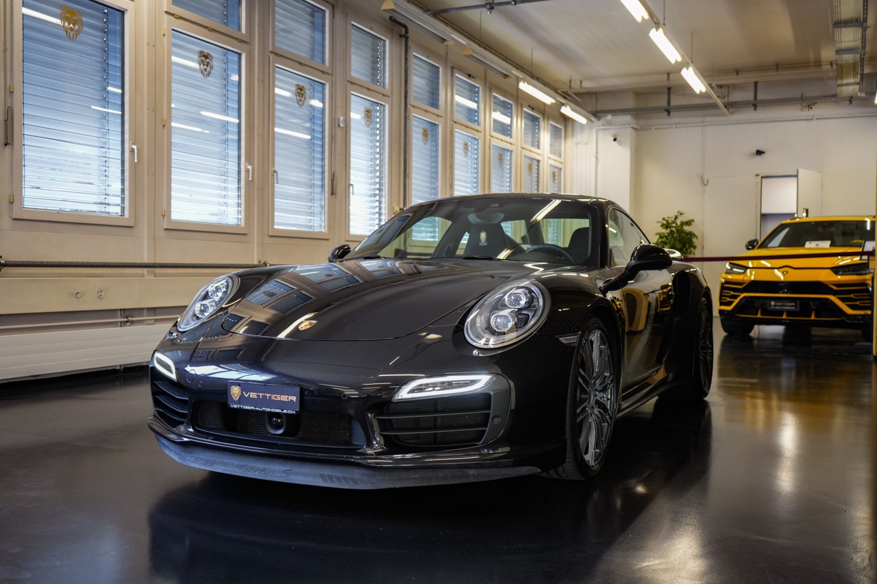 PORSCHE 911 Turbo S PDK-image-3