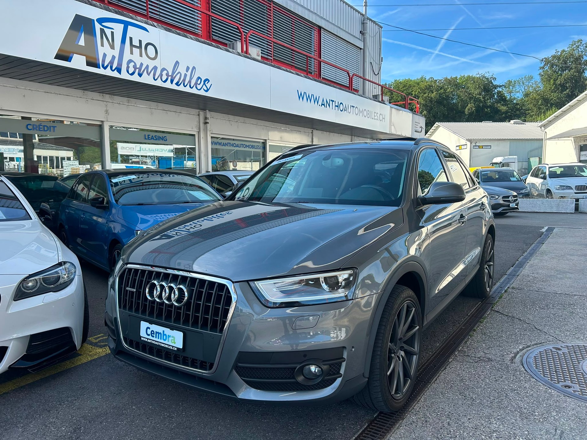 AUDI Q3 2.0 TDI quattro S-tronic-image-0