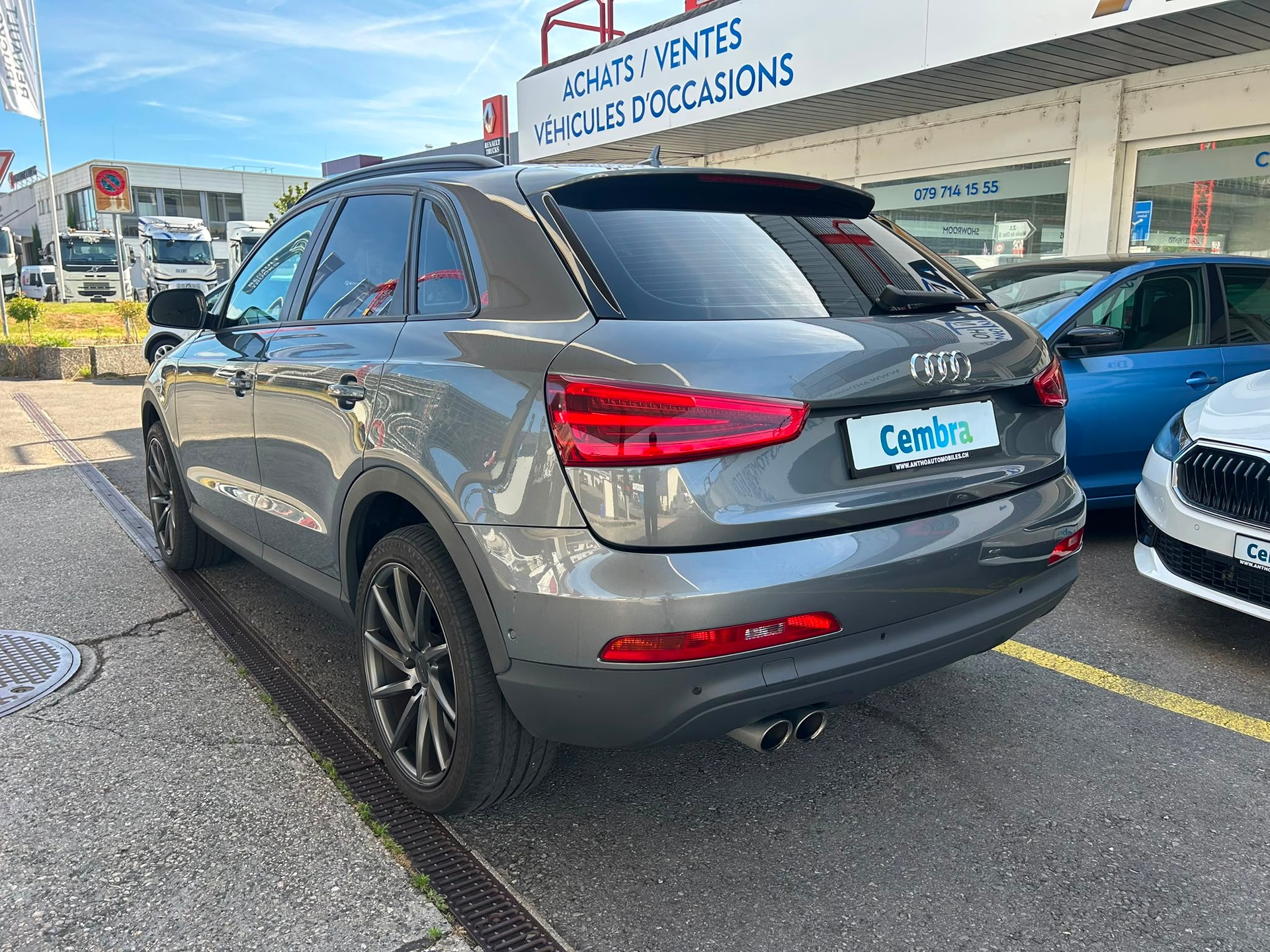 AUDI Q3 2.0 TDI quattro S-tronic-image-3