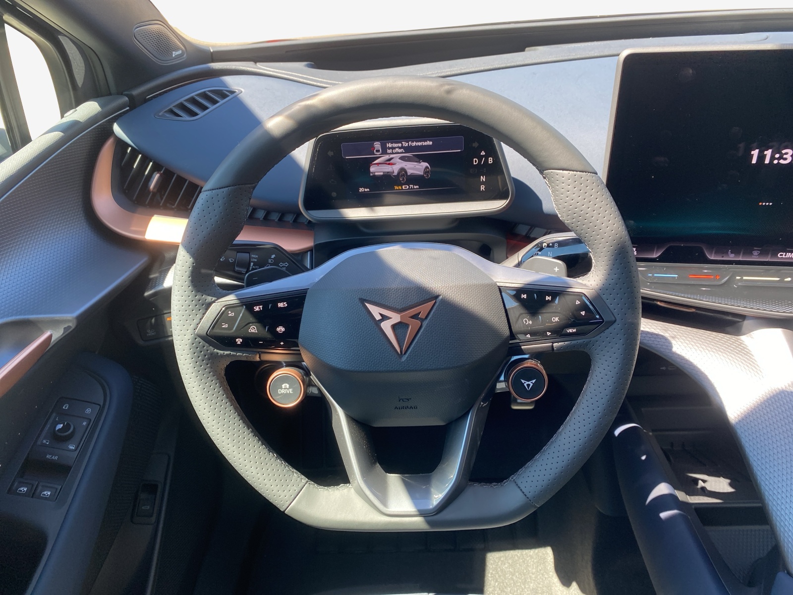 CUPRA Tavascan Type 9 77 kWh Adrenaline Prime Edition-image-9