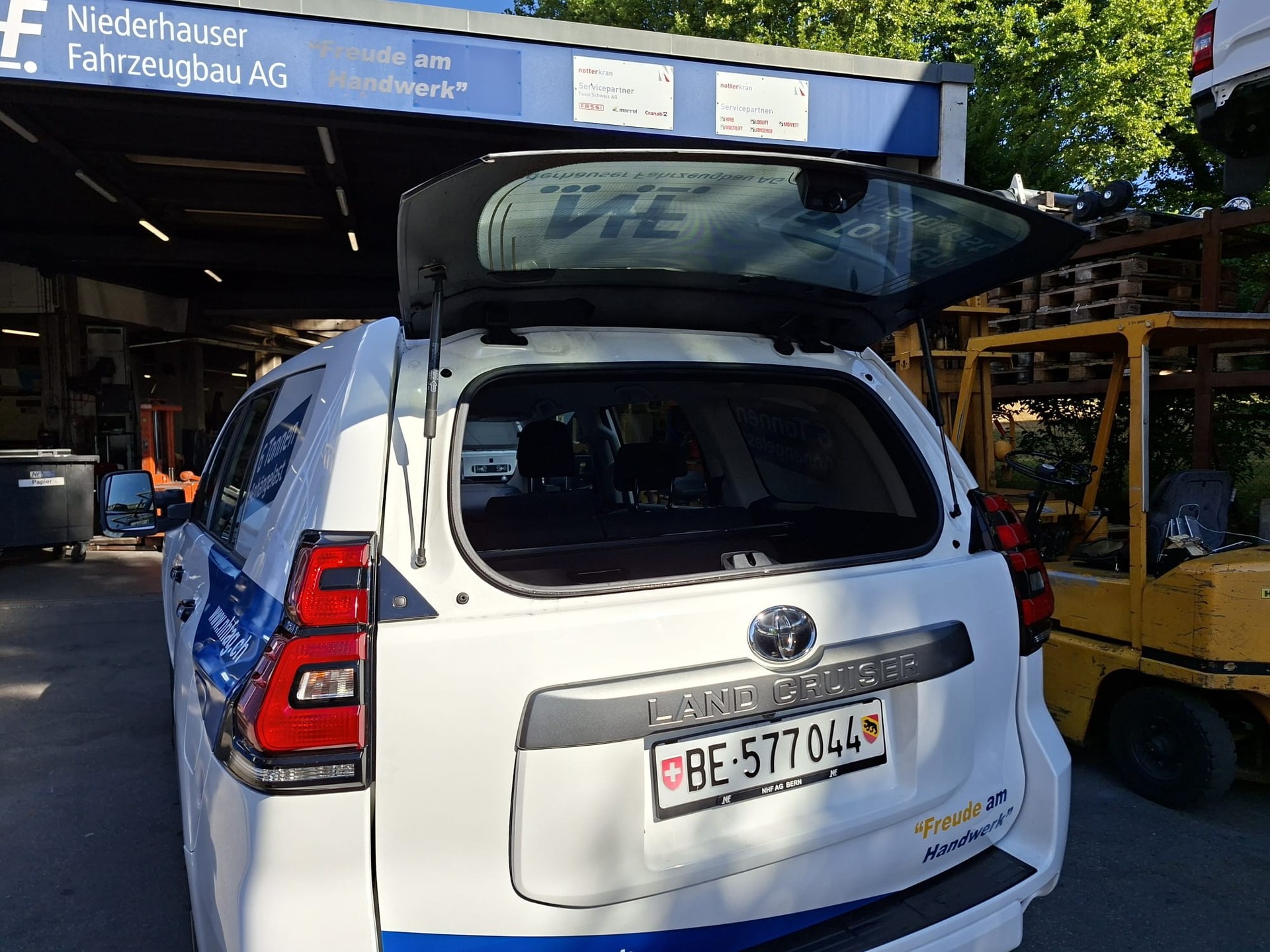 TOYOTA Landcruiser 2.8-image-2