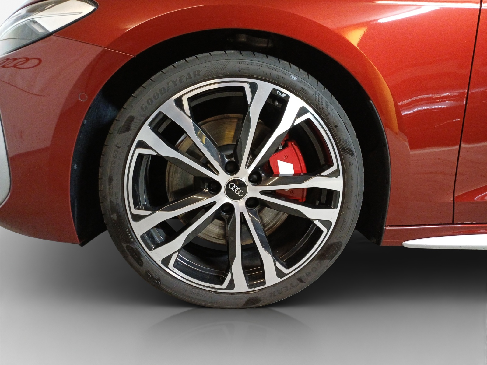 AUDI S5 Avant TFSI quattro S tronic-image-15
