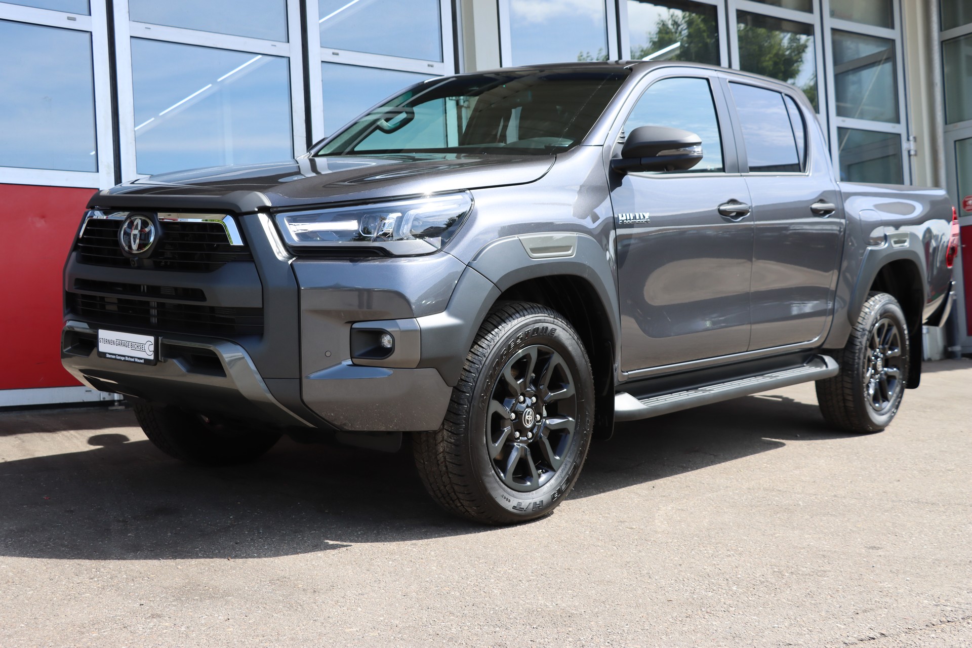 TOYOTA Hilux 2.8D-4D Invincible Double Cab 4x4 A