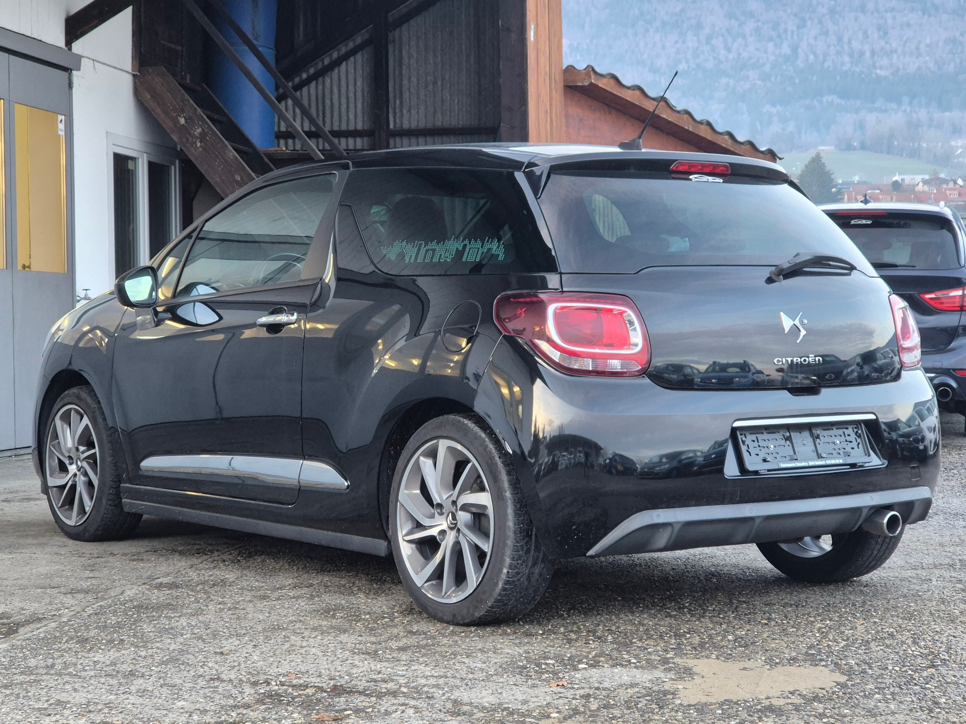 DS AUTOMOBILES DS3 1.2 VTi SO Irresistent-image-7