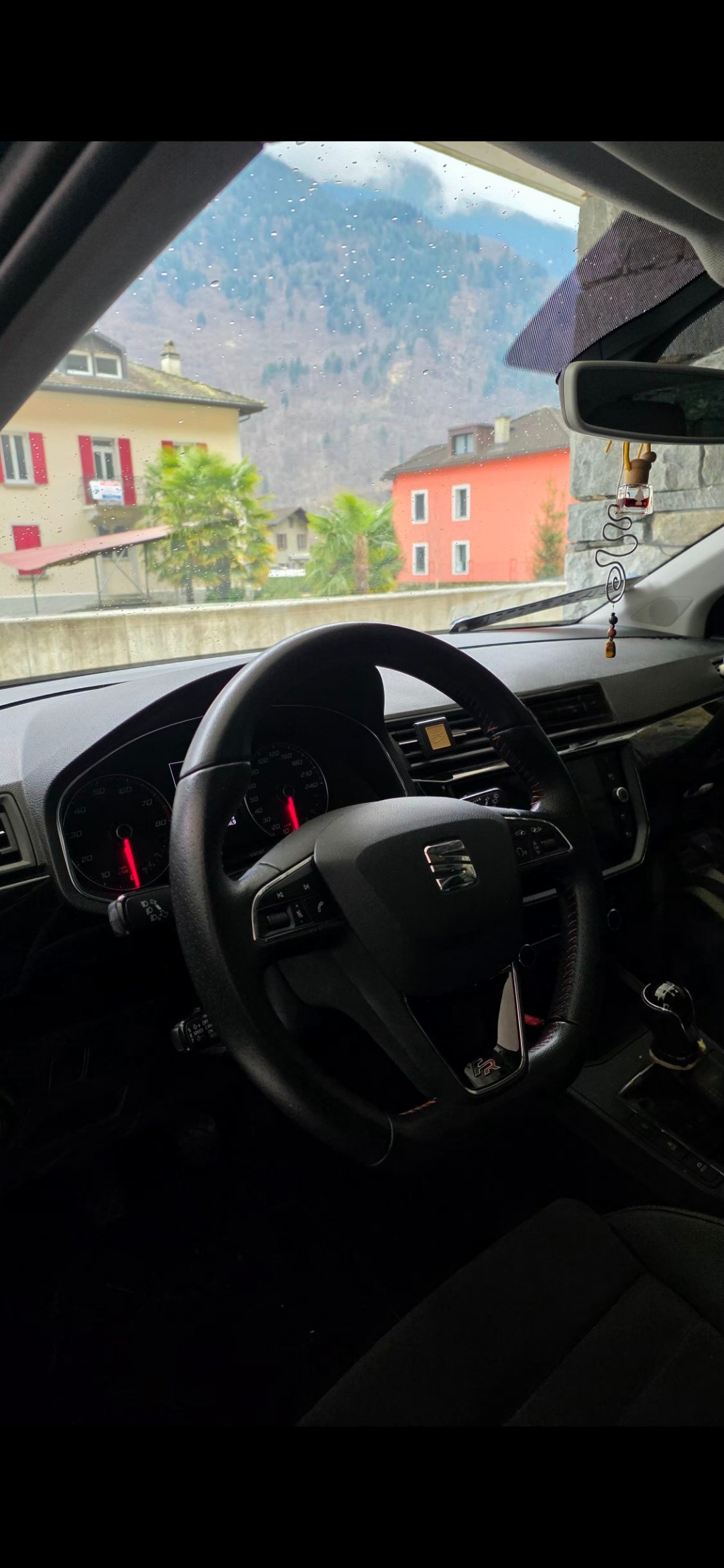 SEAT 1.0 TSI 95 FR-image-2