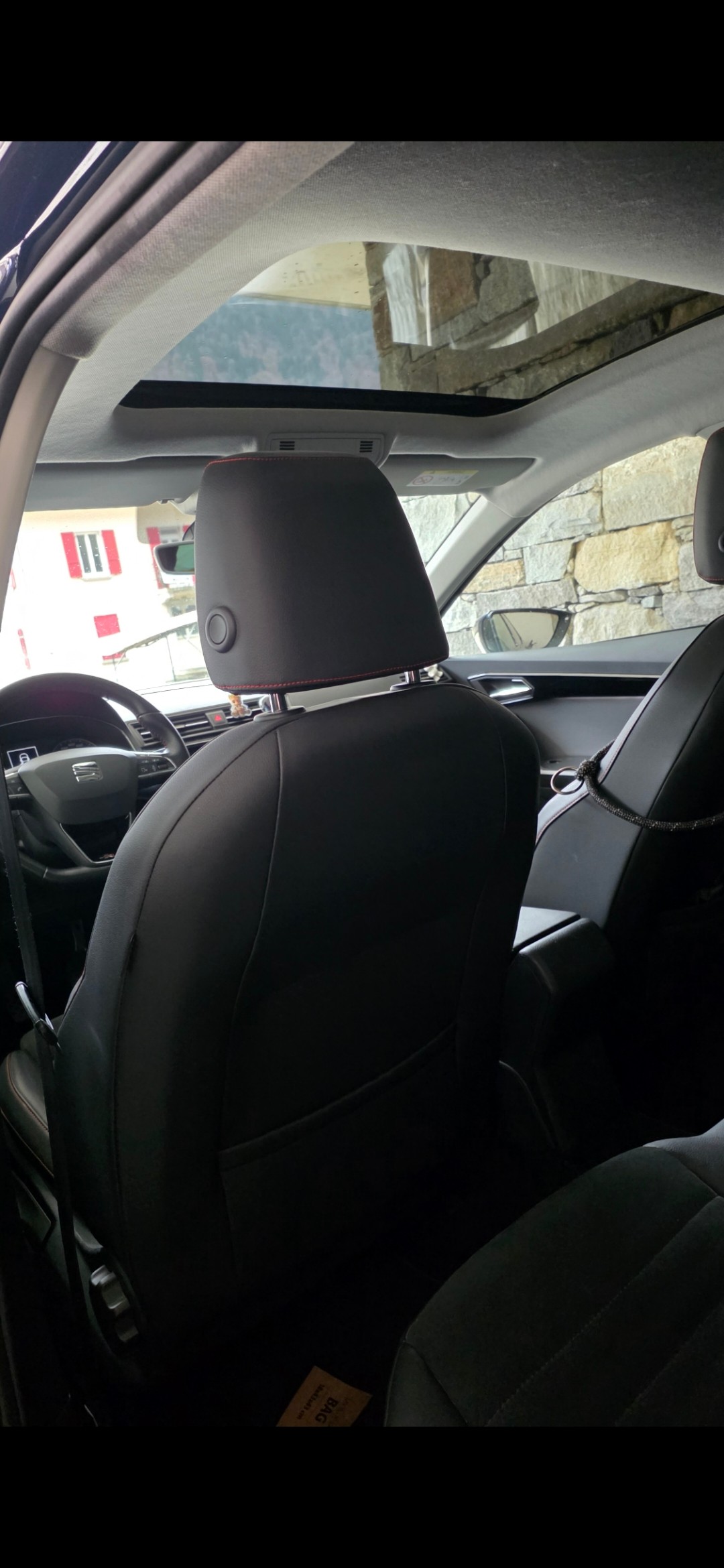 SEAT 1.0 TSI 95 FR-image-4