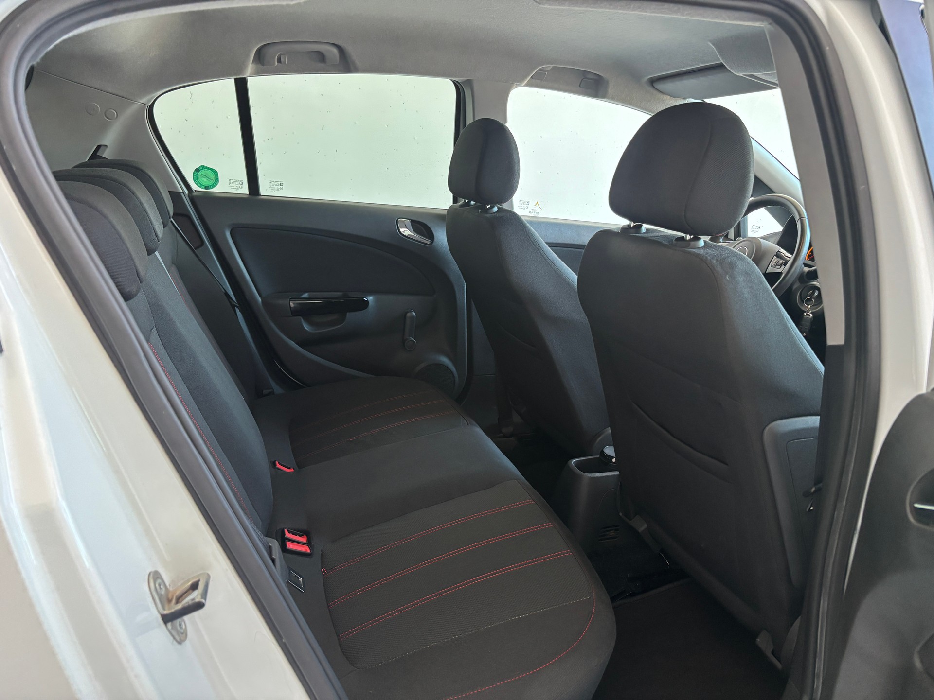 OPEL Corsa 1.4 TP Enjoy-image-12