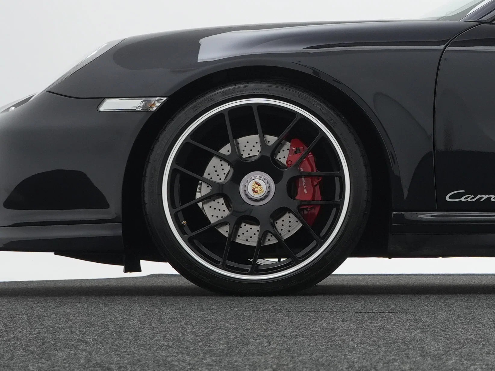 PORSCHE 911 Carrera 4 GTS PDK-image-15