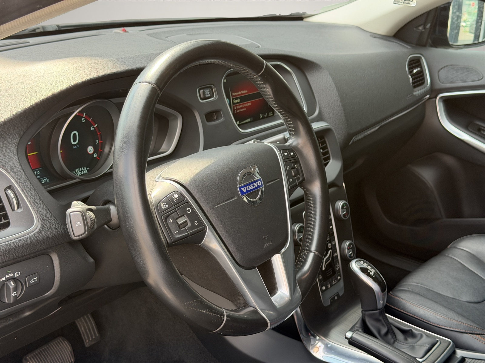 VOLVO V40 CC 2.0 T5 Sum.AWD S/S-image-9
