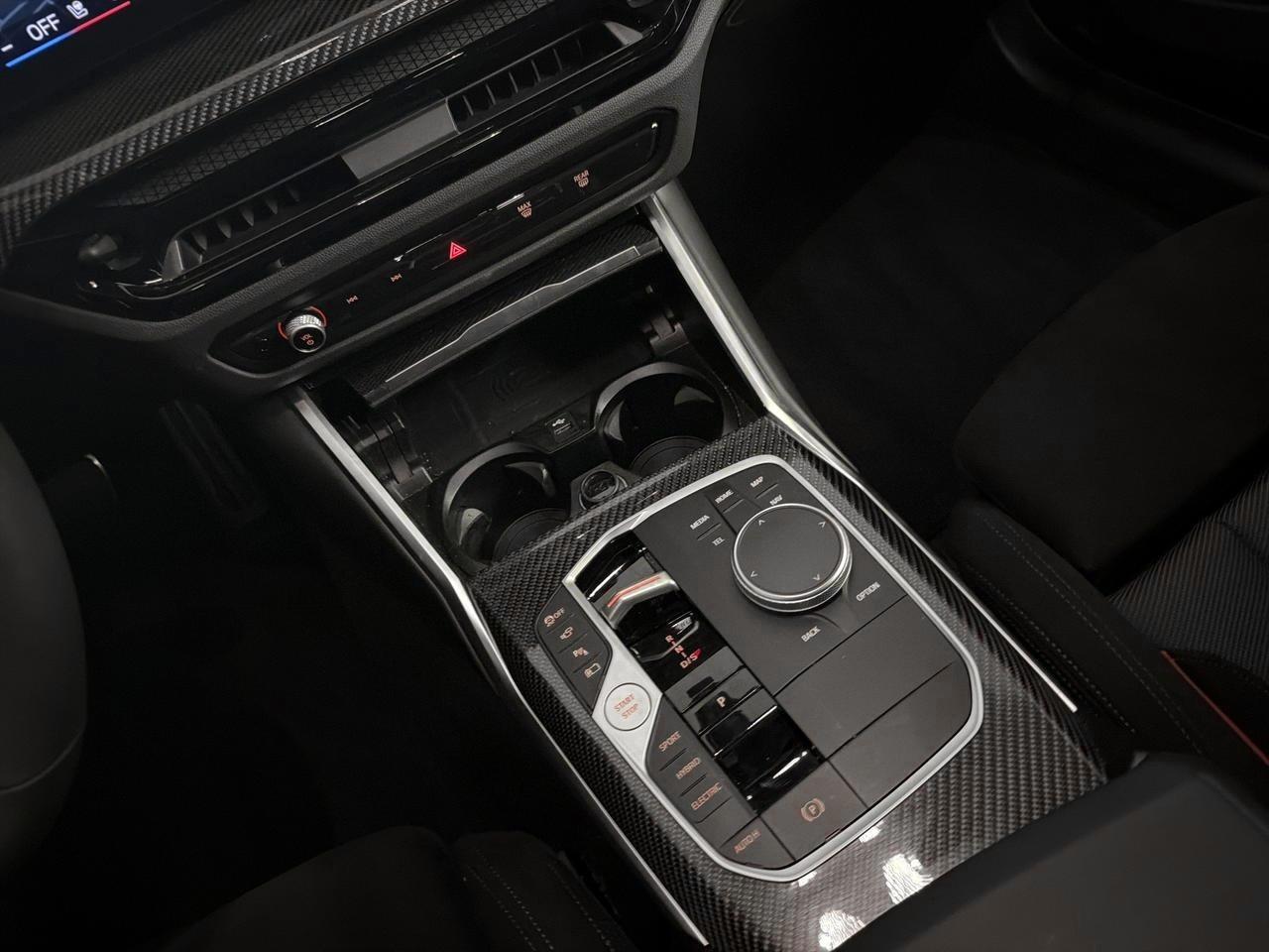 BMW 330e xDrive Touring M Sport-image-22