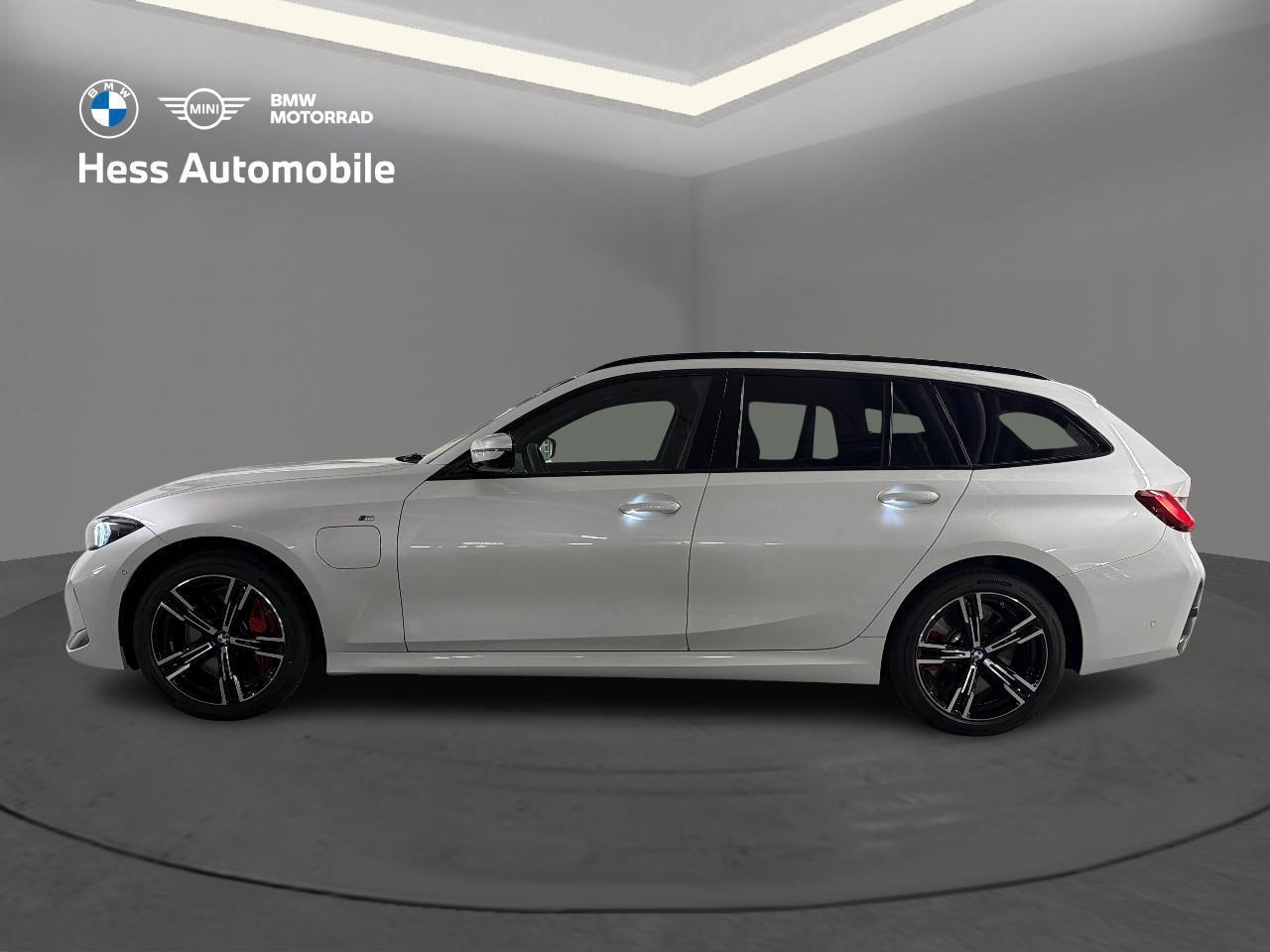 BMW 330e xDrive Touring M Sport-image-5
