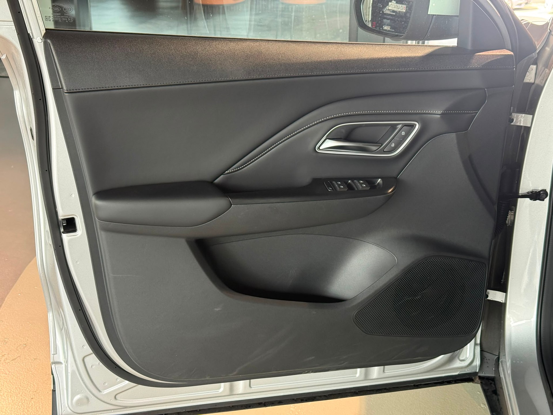 MG ZS 1.5 HEV Luxury-image-21