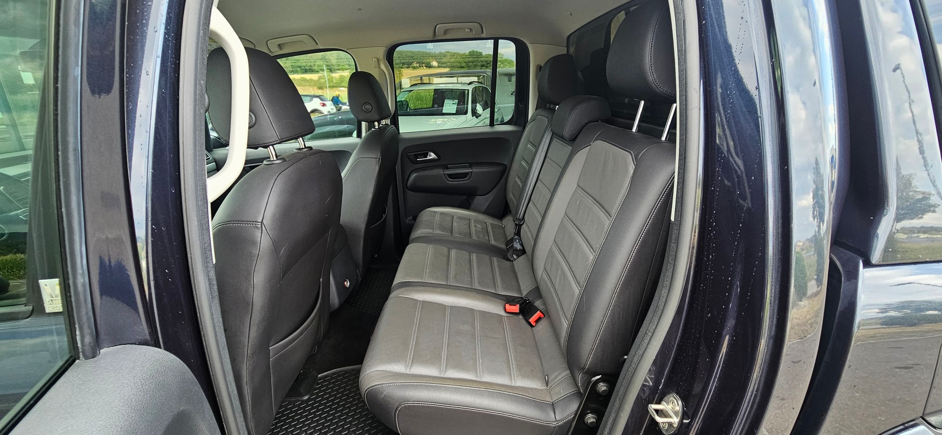 VW Amarok 3.0TDI Highline 4Motion Automatic-image-12