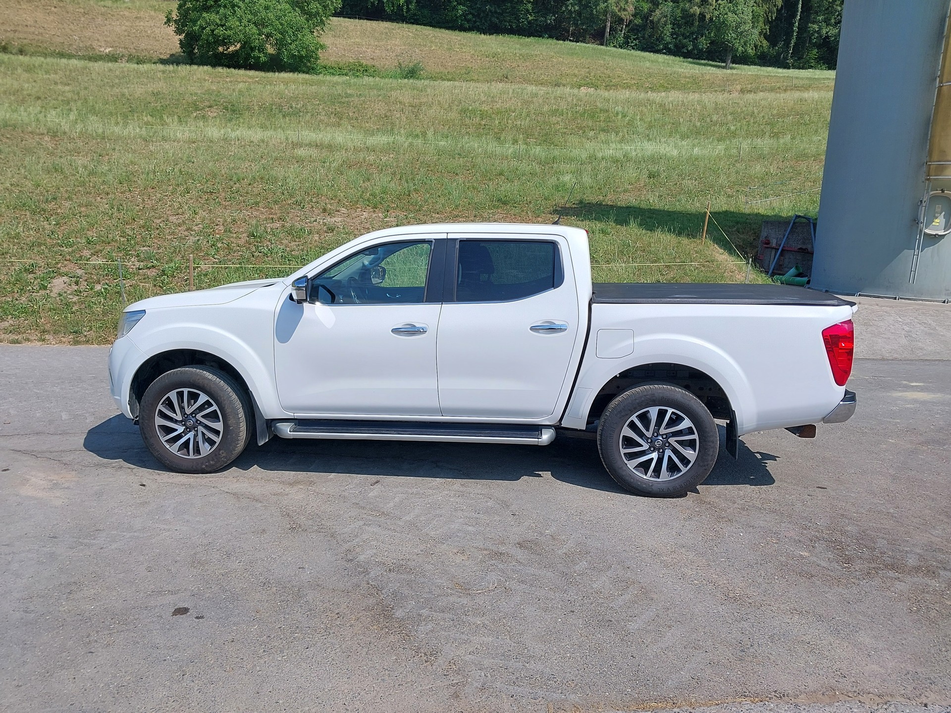 NISSAN 2.3 dCi Double Cab N-Connecta-image-0