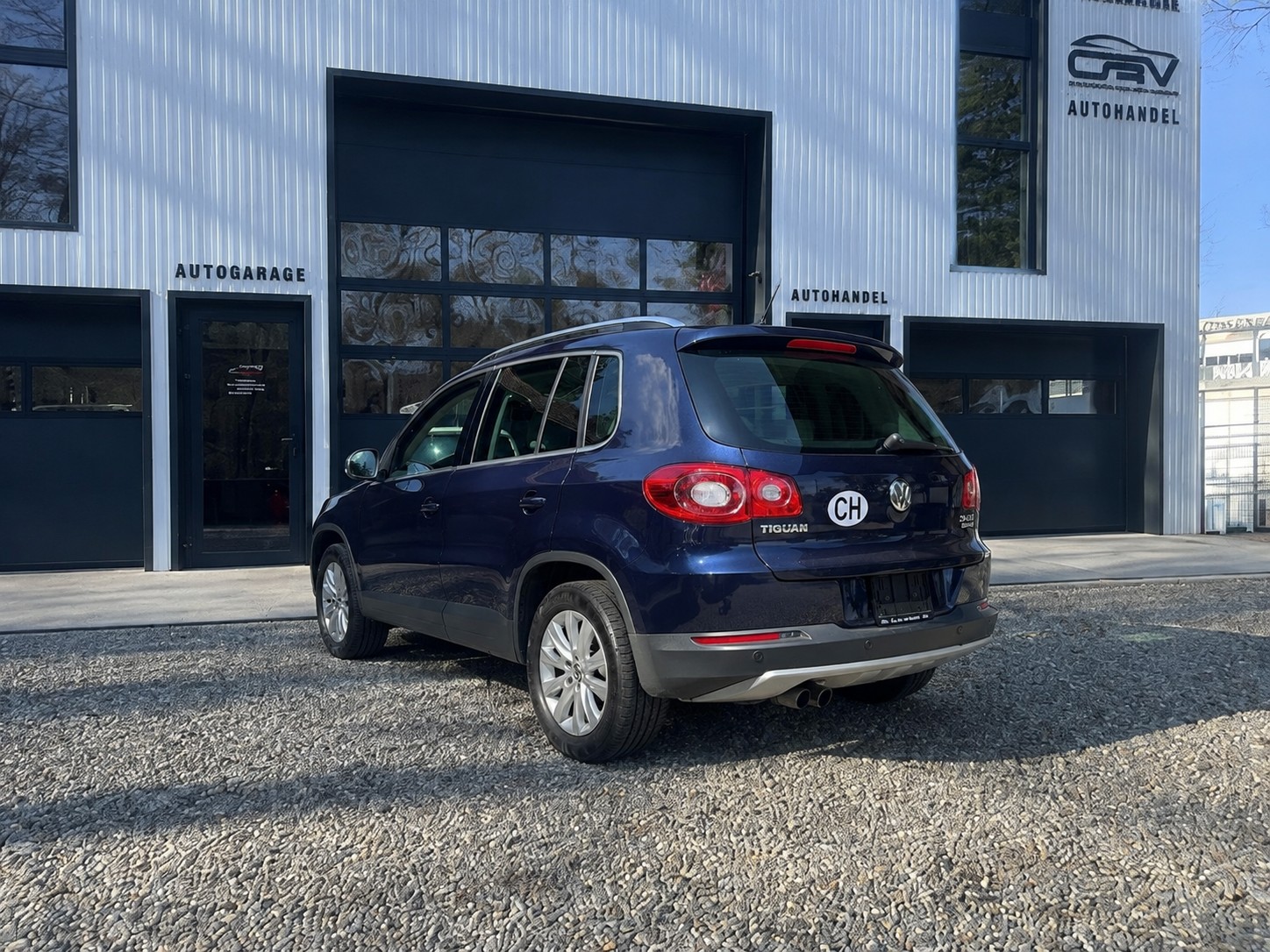VW Tiguan 2.0 TSI Team DSG-image-3