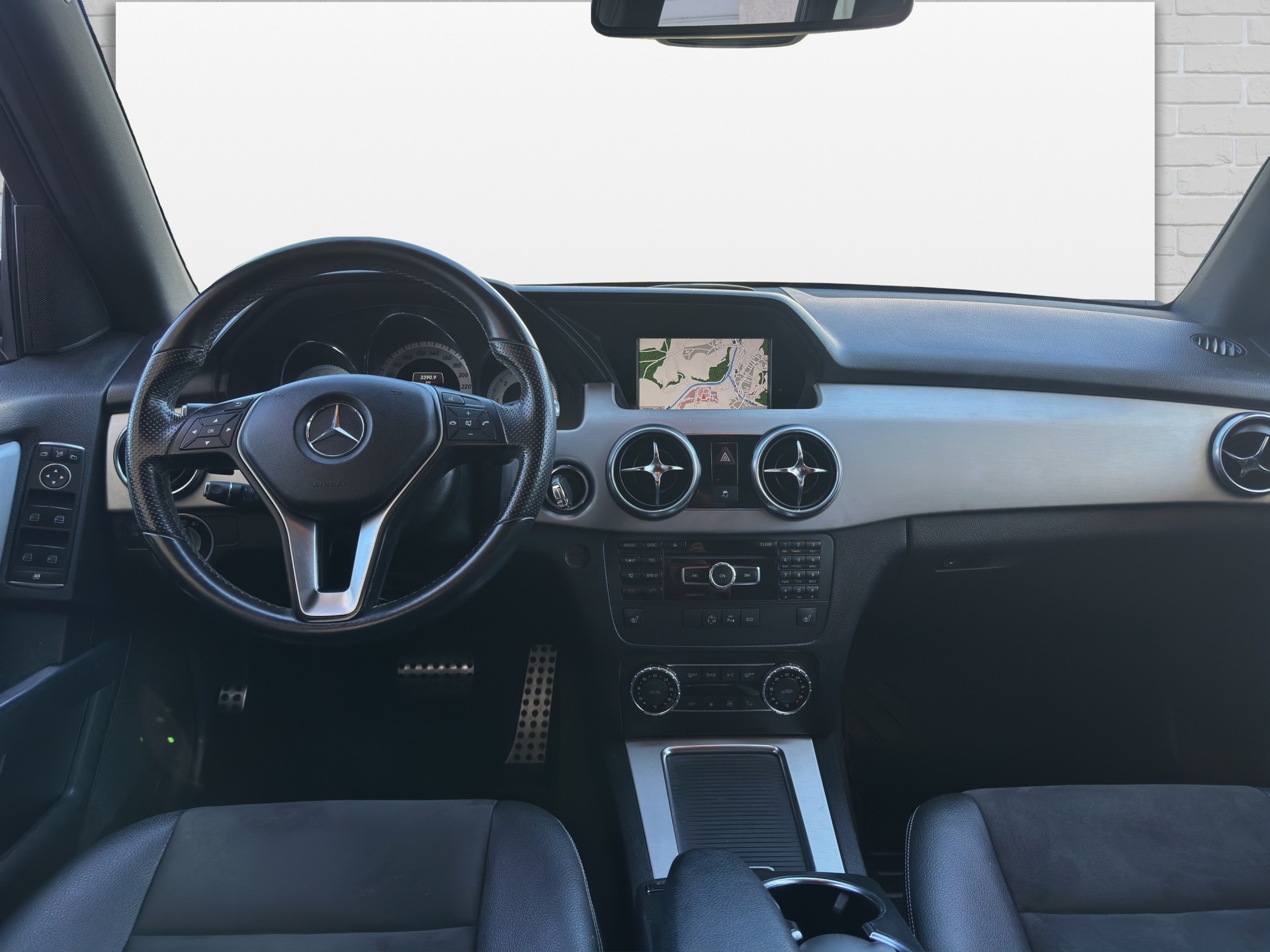 MERCEDES-BENZ GLK 220 BlueTEC 4Matic 7G-Tronic-image-8