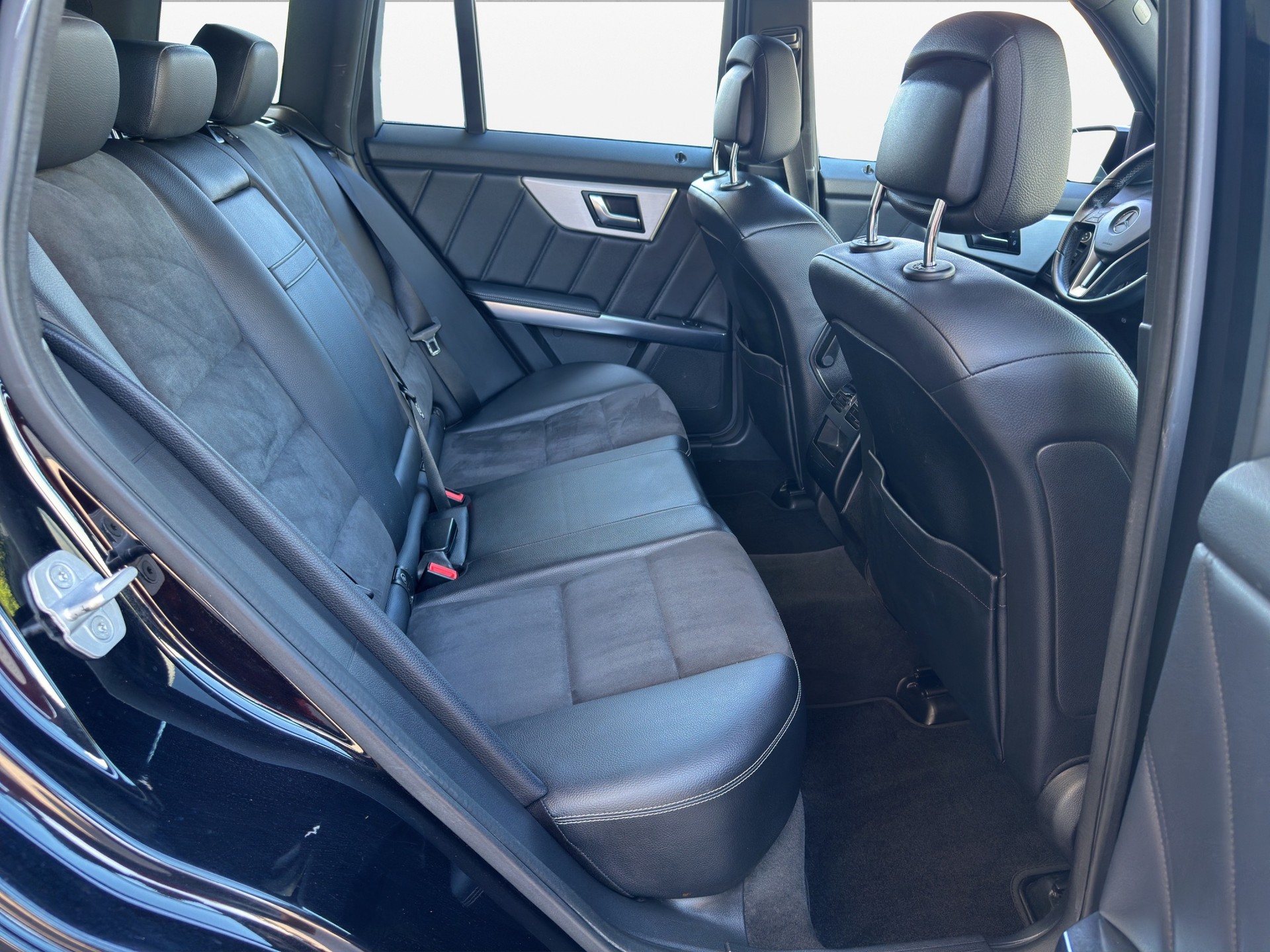 MERCEDES-BENZ GLK 220 BlueTEC 4Matic 7G-Tronic-image-13