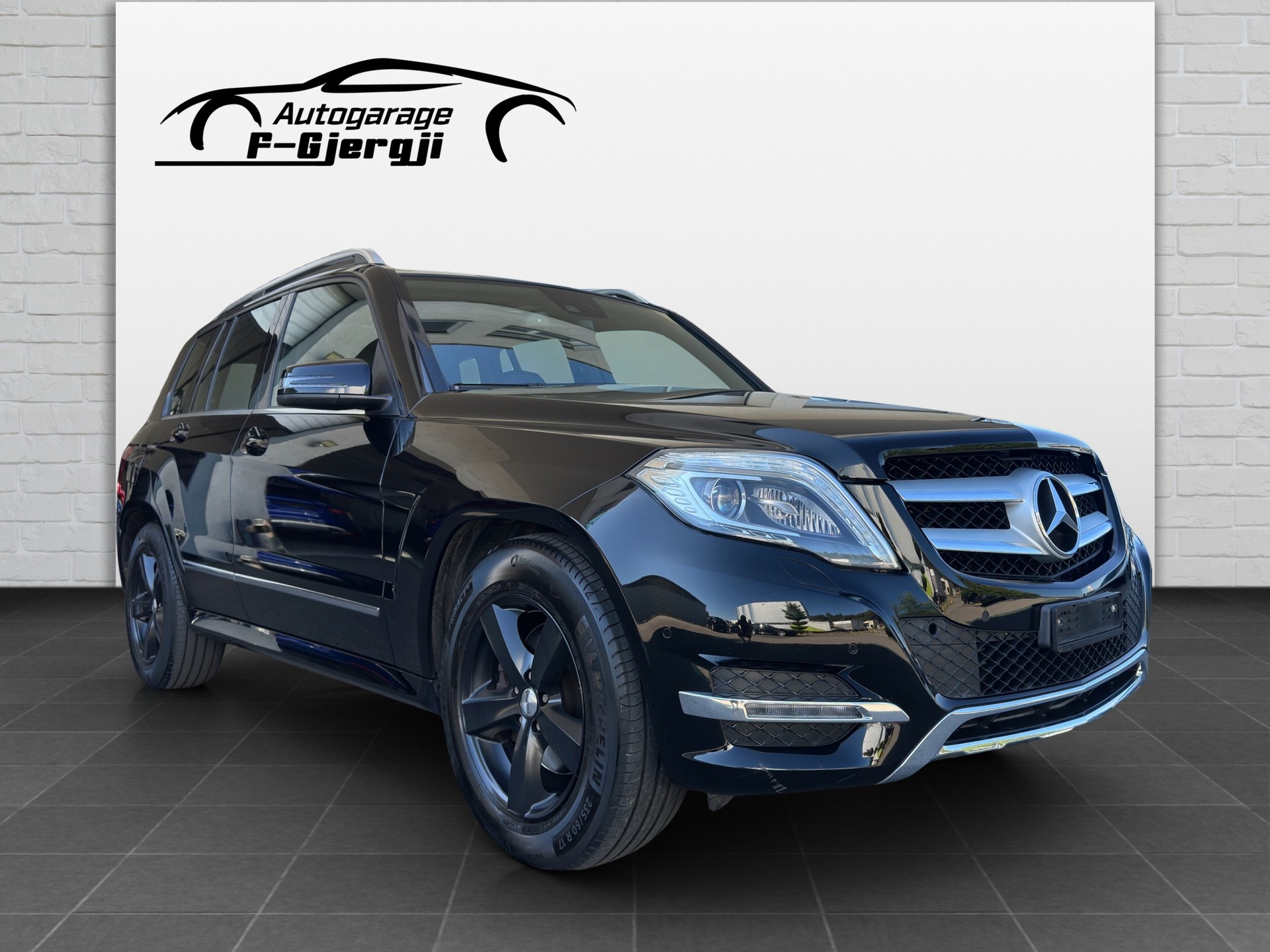 MERCEDES-BENZ GLK 220 BlueTEC 4Matic 7G-Tronic-showroom-element-1