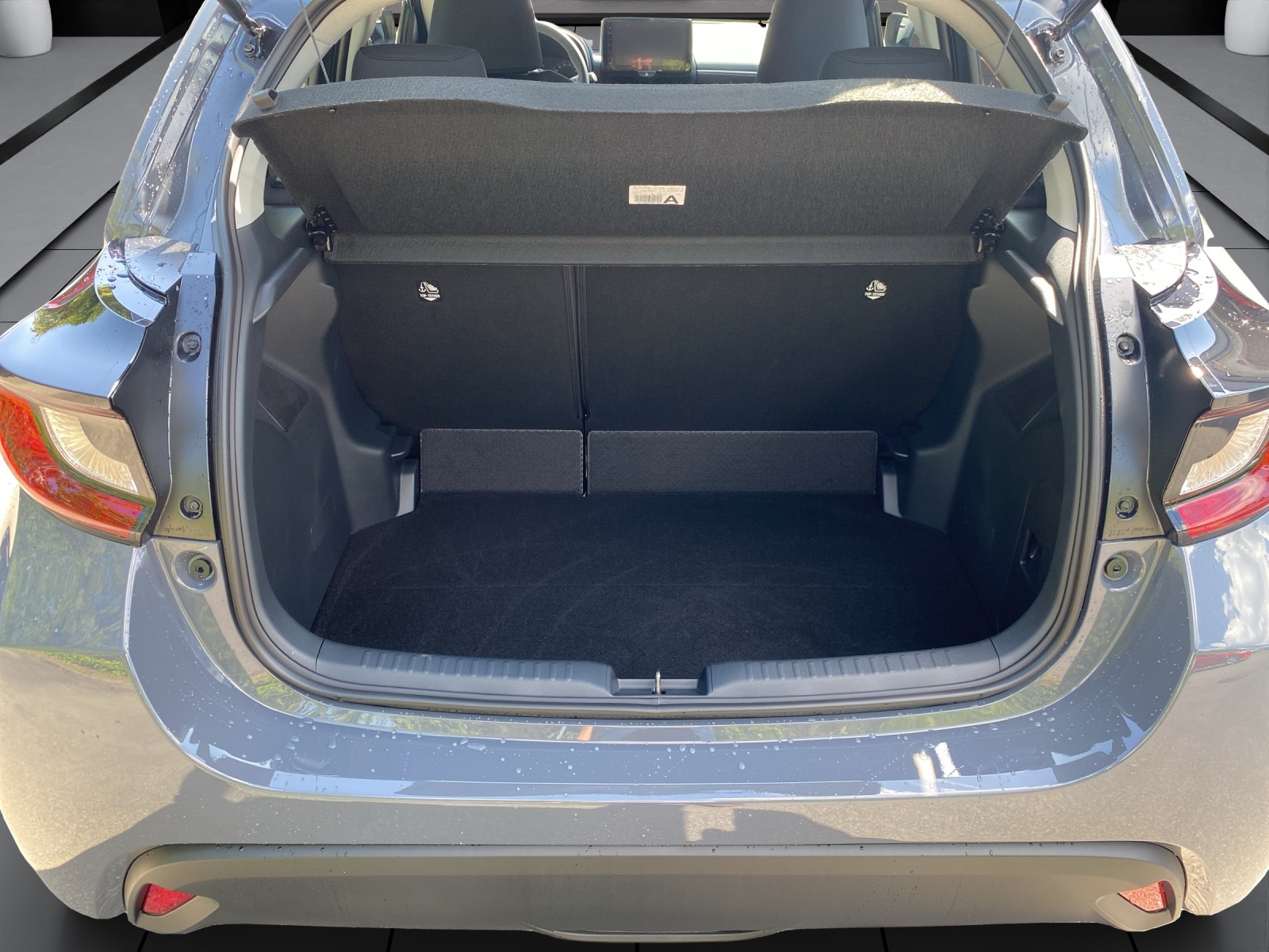 MAZDA 2 Hybrid Prime-line-image-10