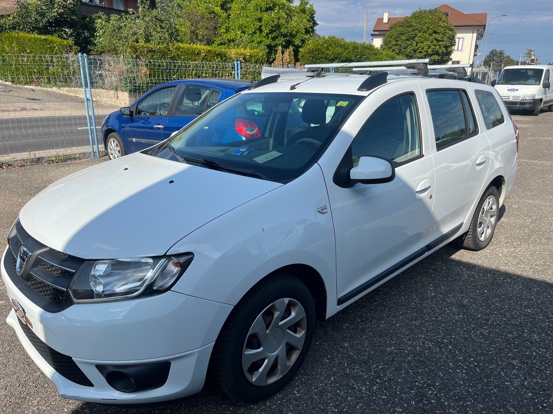 DACIA Logan MCV 0.9 Supreme-image-2