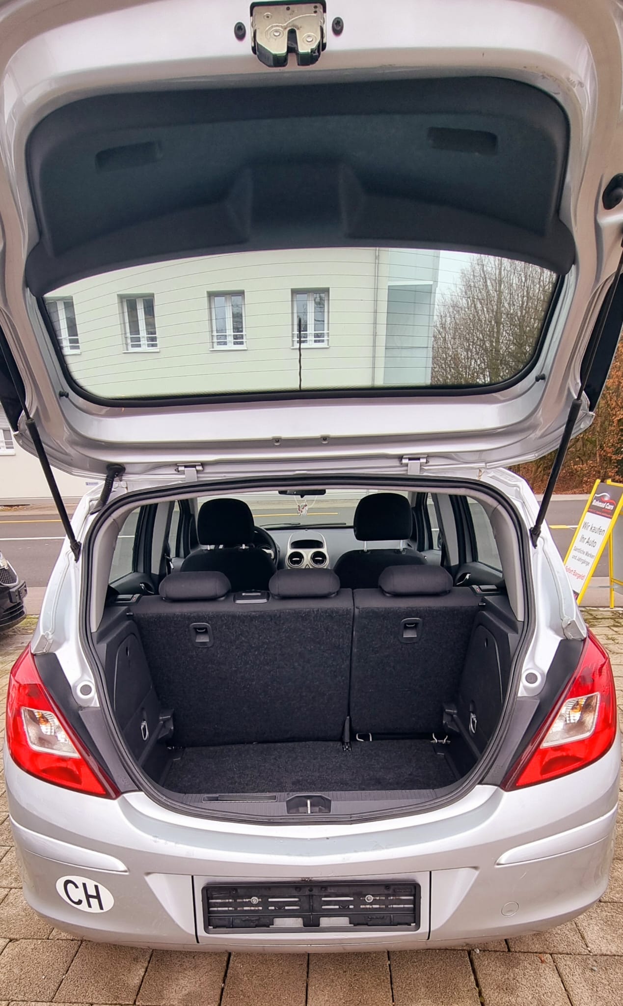 OPEL Corsa 1.4 TP Enjoy-image-9
