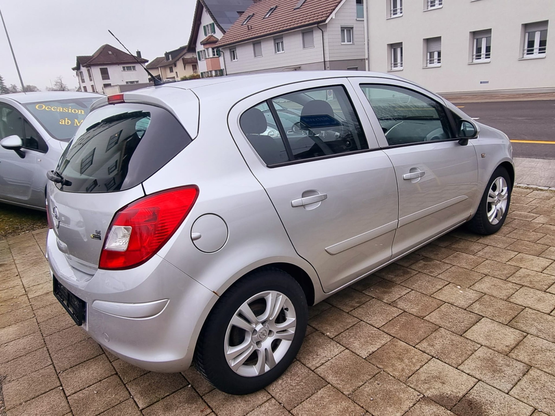 OPEL Corsa 1.4 TP Enjoy-image-4