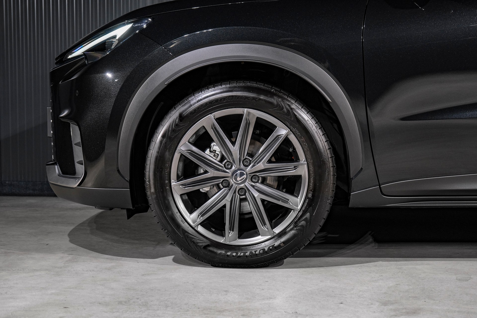 LEXUS LBX FWD Elegant CVT-image-25