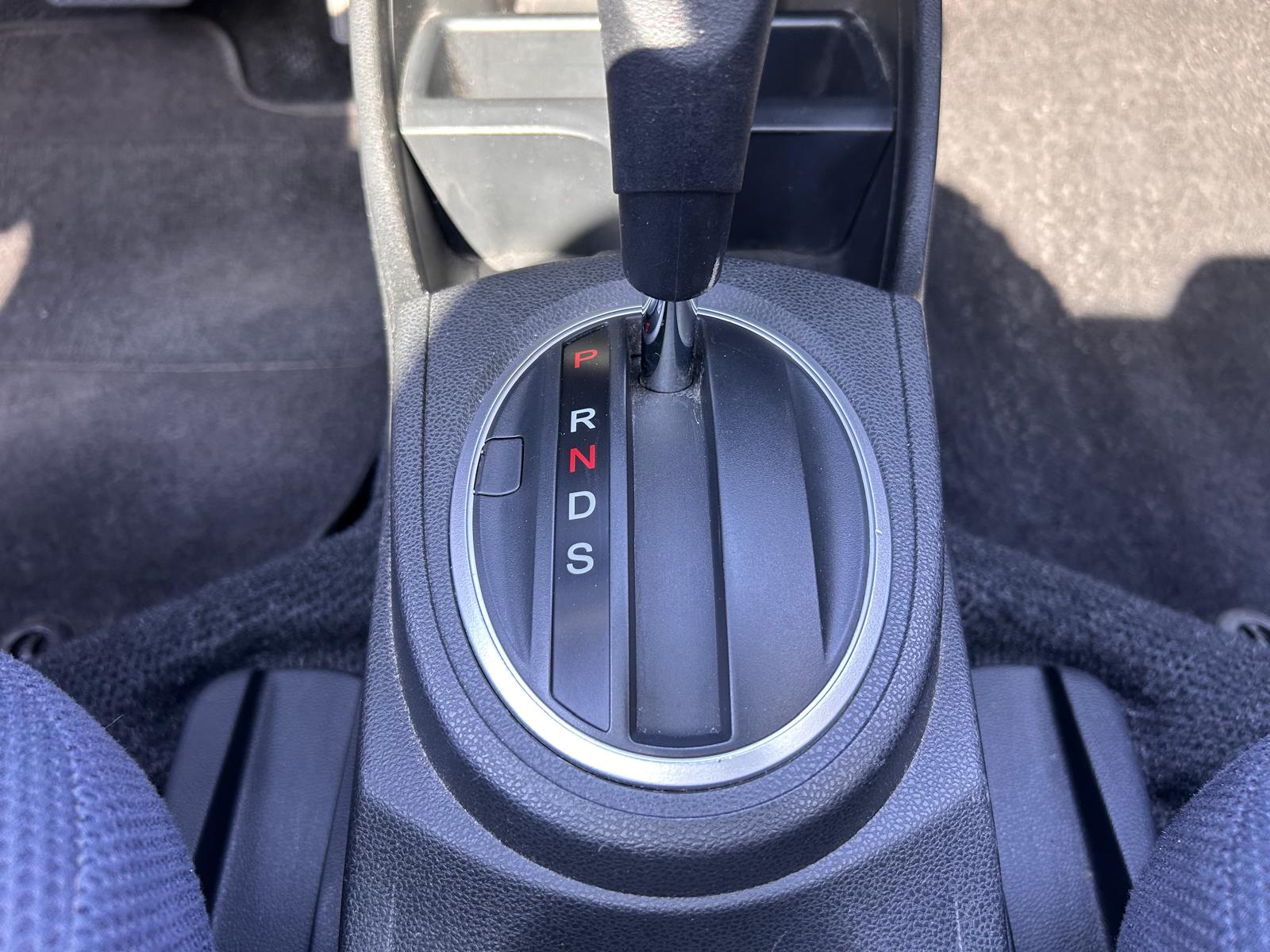 HONDA Jazz 1.4i Comfort i-Shift-image-21