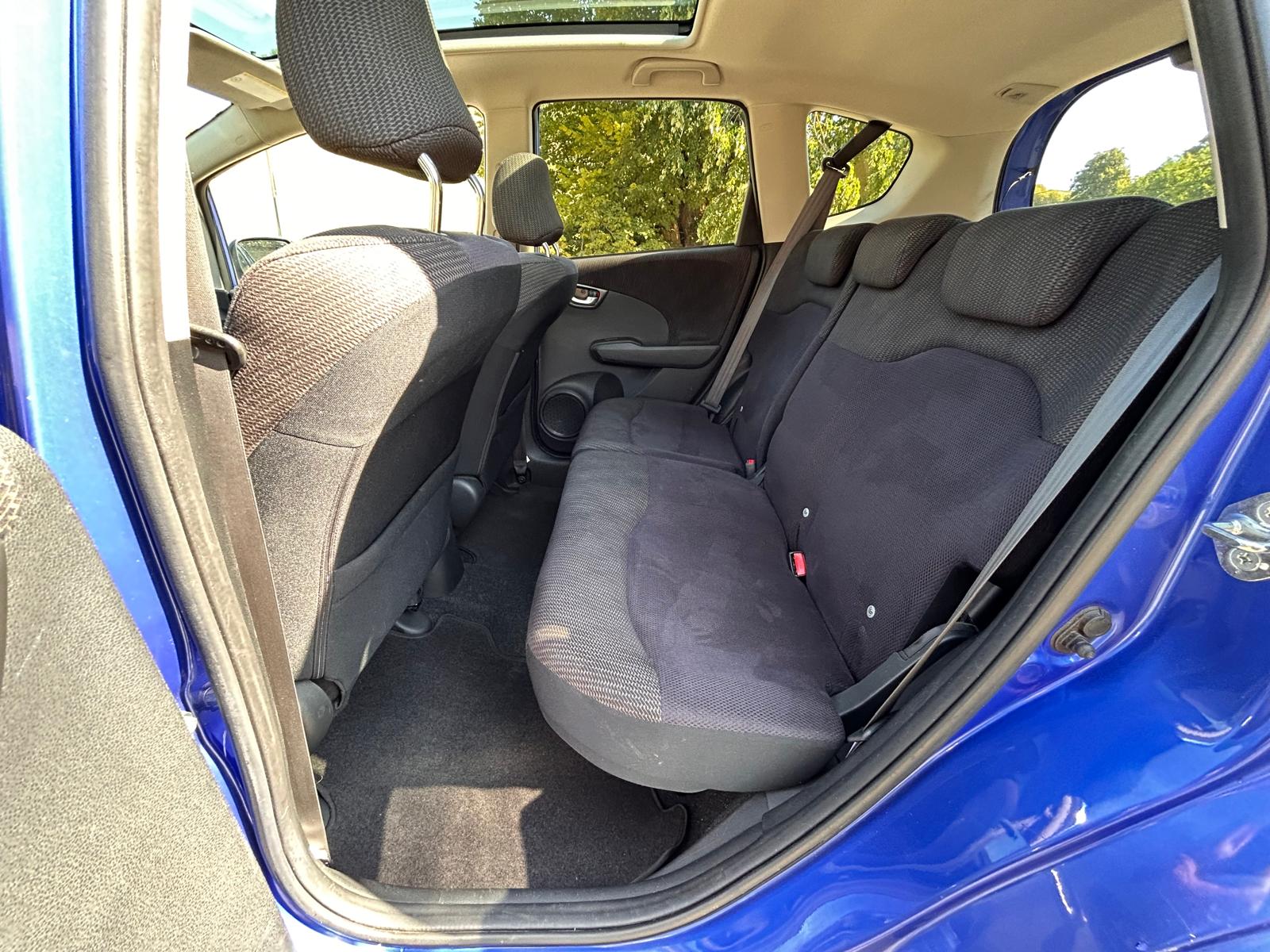 HONDA Jazz 1.4i Comfort i-Shift-image-12