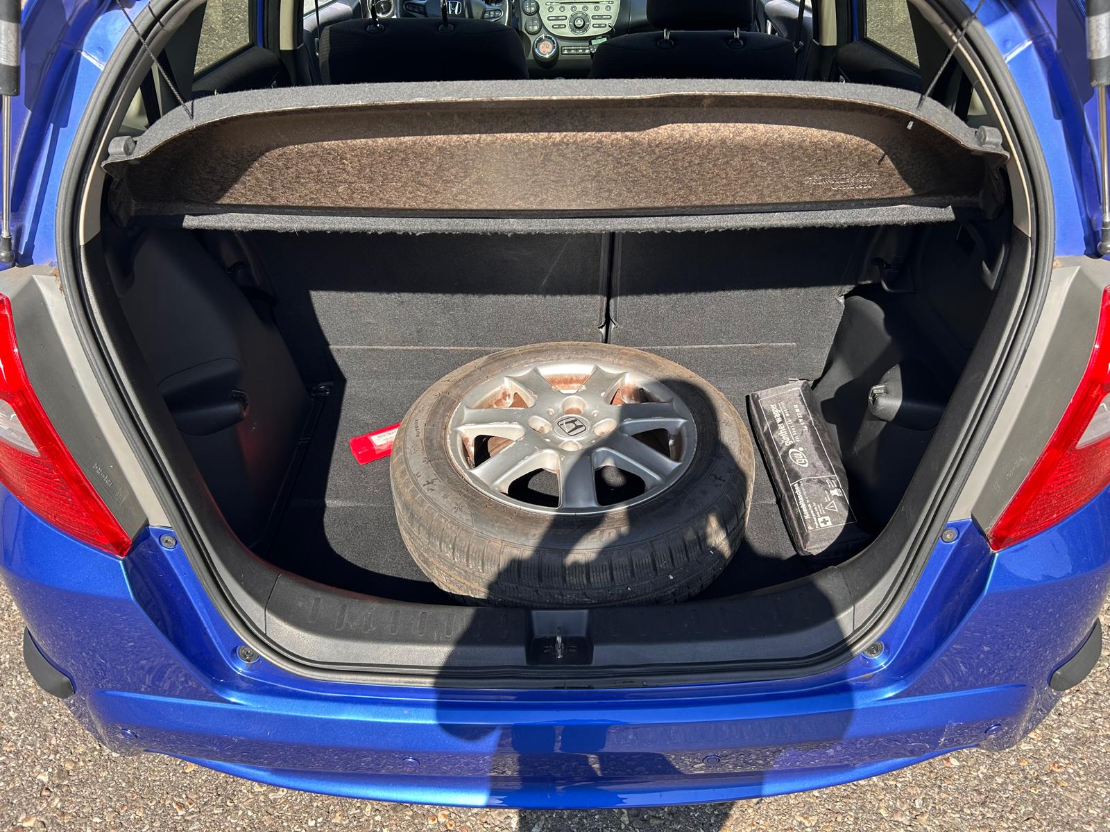 HONDA Jazz 1.4i Comfort i-Shift-image-8